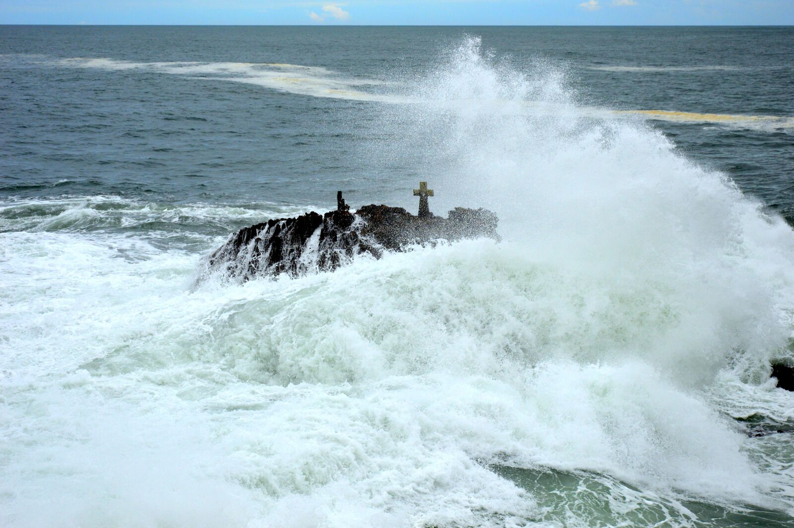 Nikon D3200 sample photo. Wave, scum, atlantic photography