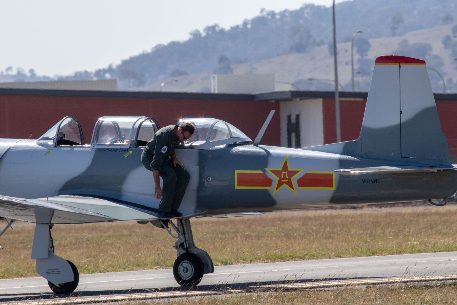 Canon EF 100-400mm F4.5-5.6L IS USM sample photo. Airplane, aircraft, transportation system photography