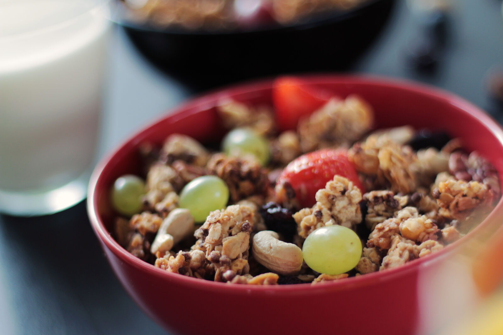 Canon EOS 70D + Canon EF 50mm F1.8 II sample photo. Breakfast, cereals, food, fruits photography