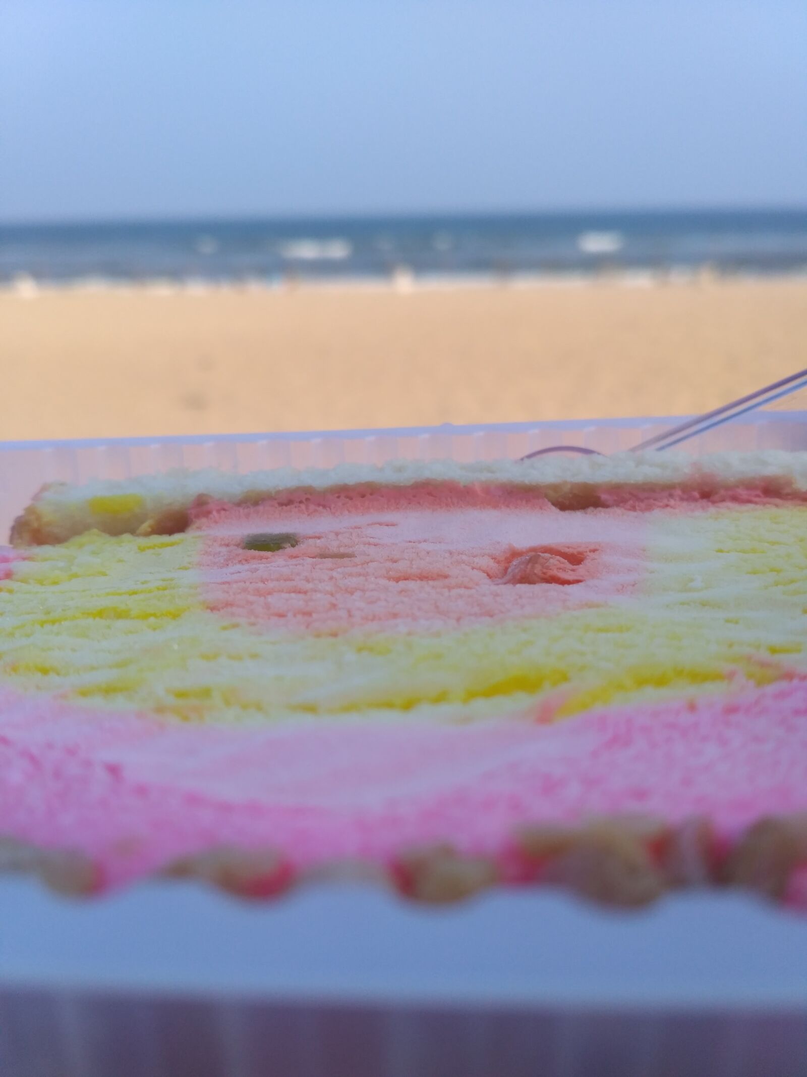 Xiaomi Redmi 3S sample photo. Cake, beach, ice cream photography