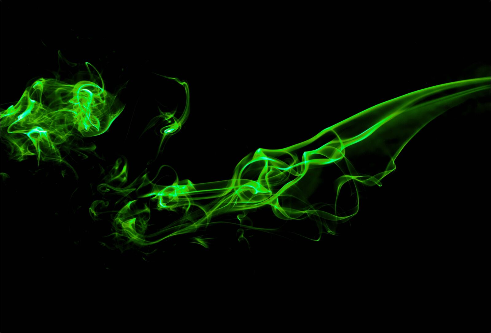 Nikon D7100 sample photo. Smoke, green, joss sticks photography