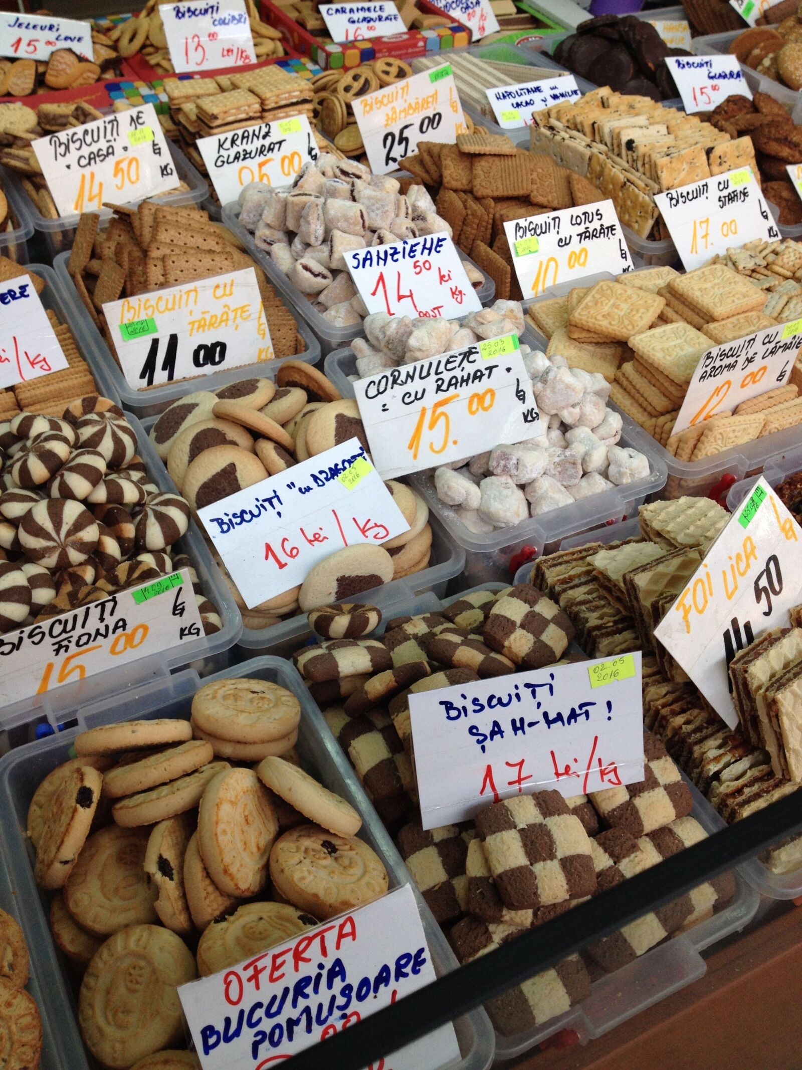 Apple iPhone 4S sample photo. Biscuits, market, sweets photography