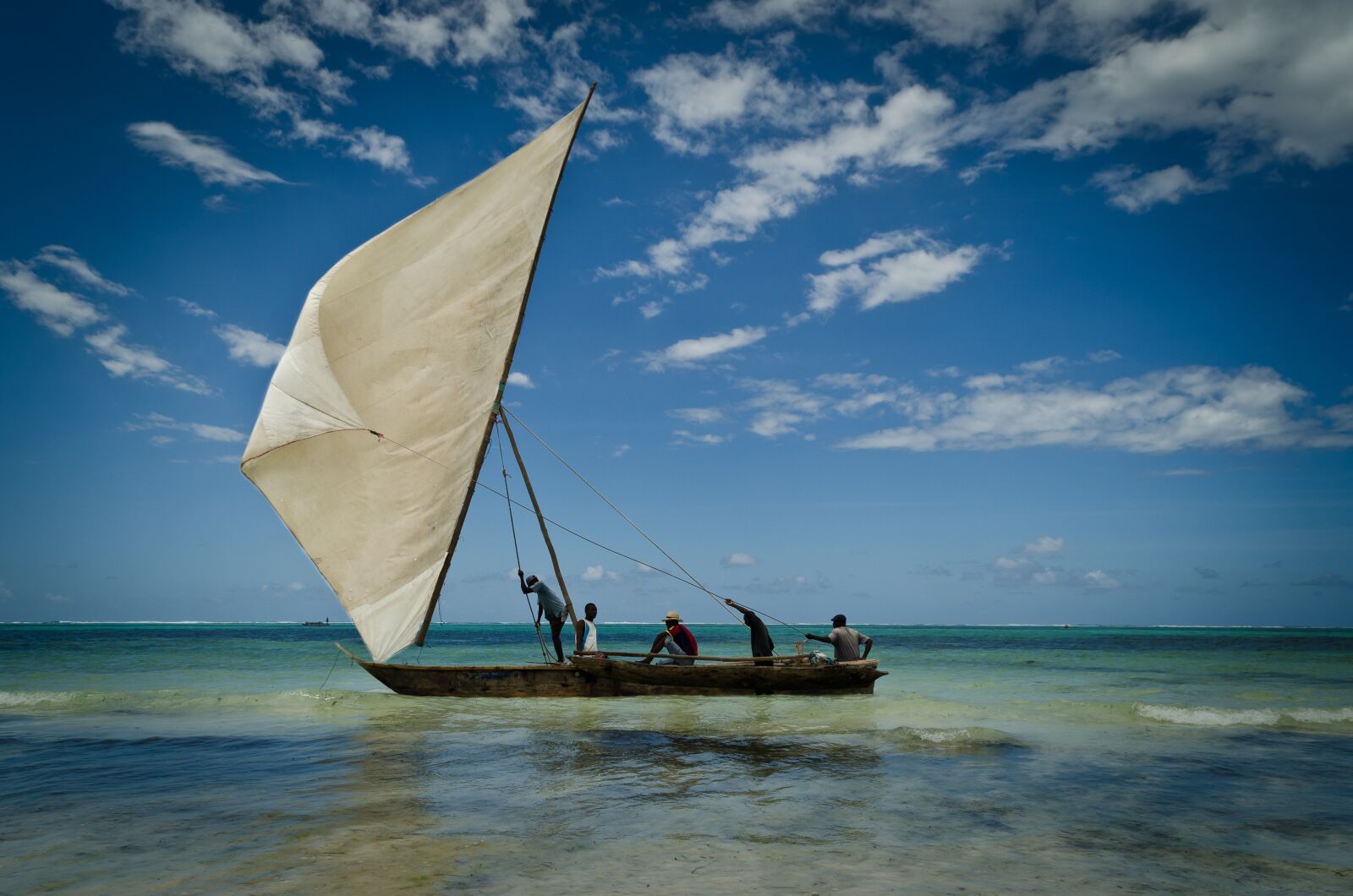 Nikon D7000 sample photo. Zanzibar, boat, sail photography
