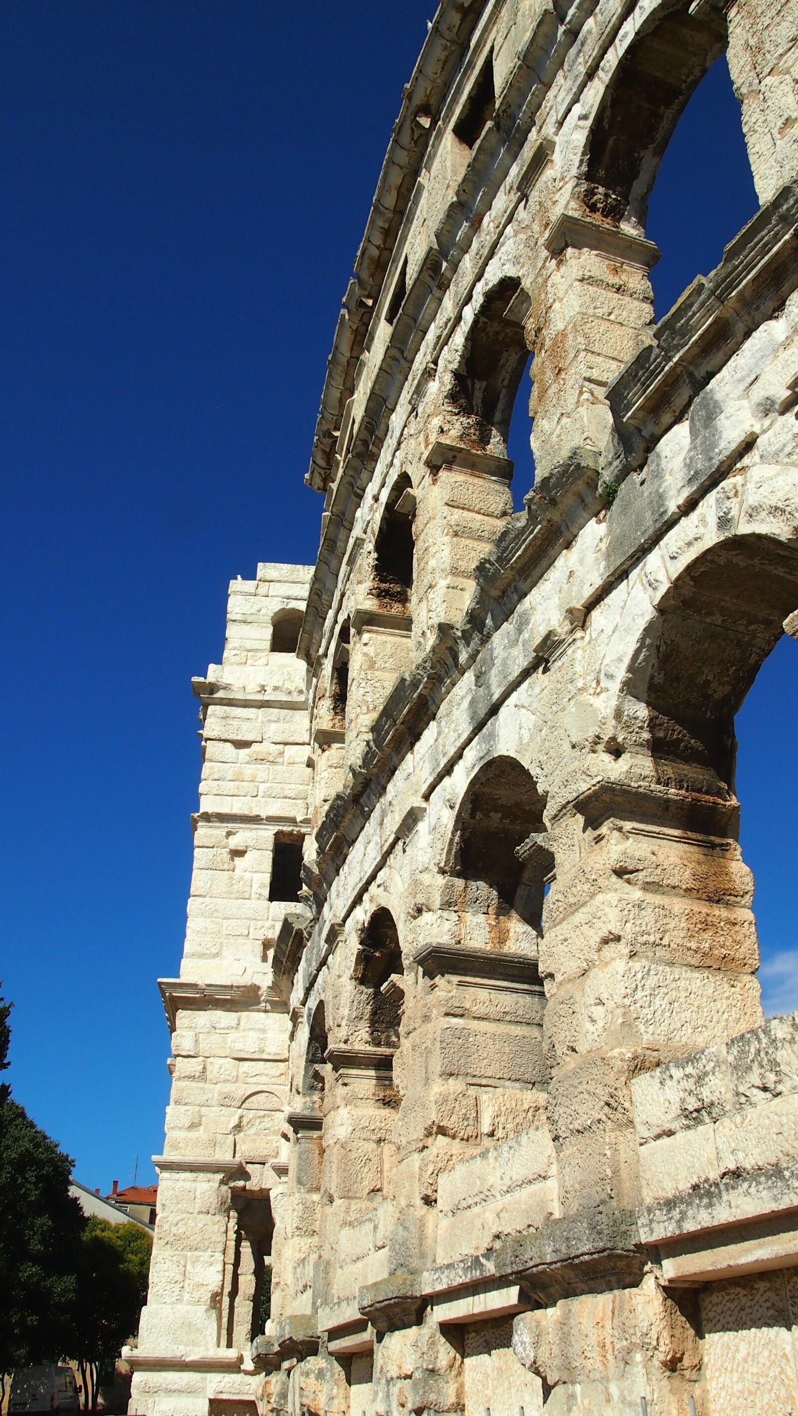 Olympus PEN E-PL3 sample photo. Pula, amphitheater, rome photography