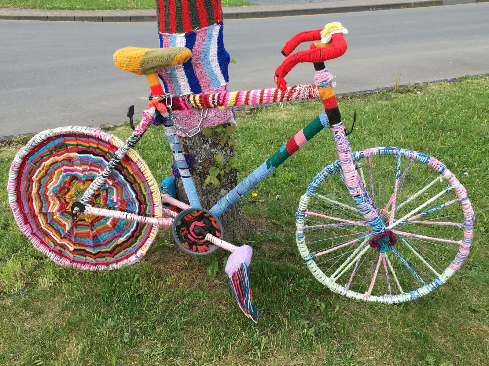 Apple iPhone 6s sample photo. Bike, knitted, colorful photography