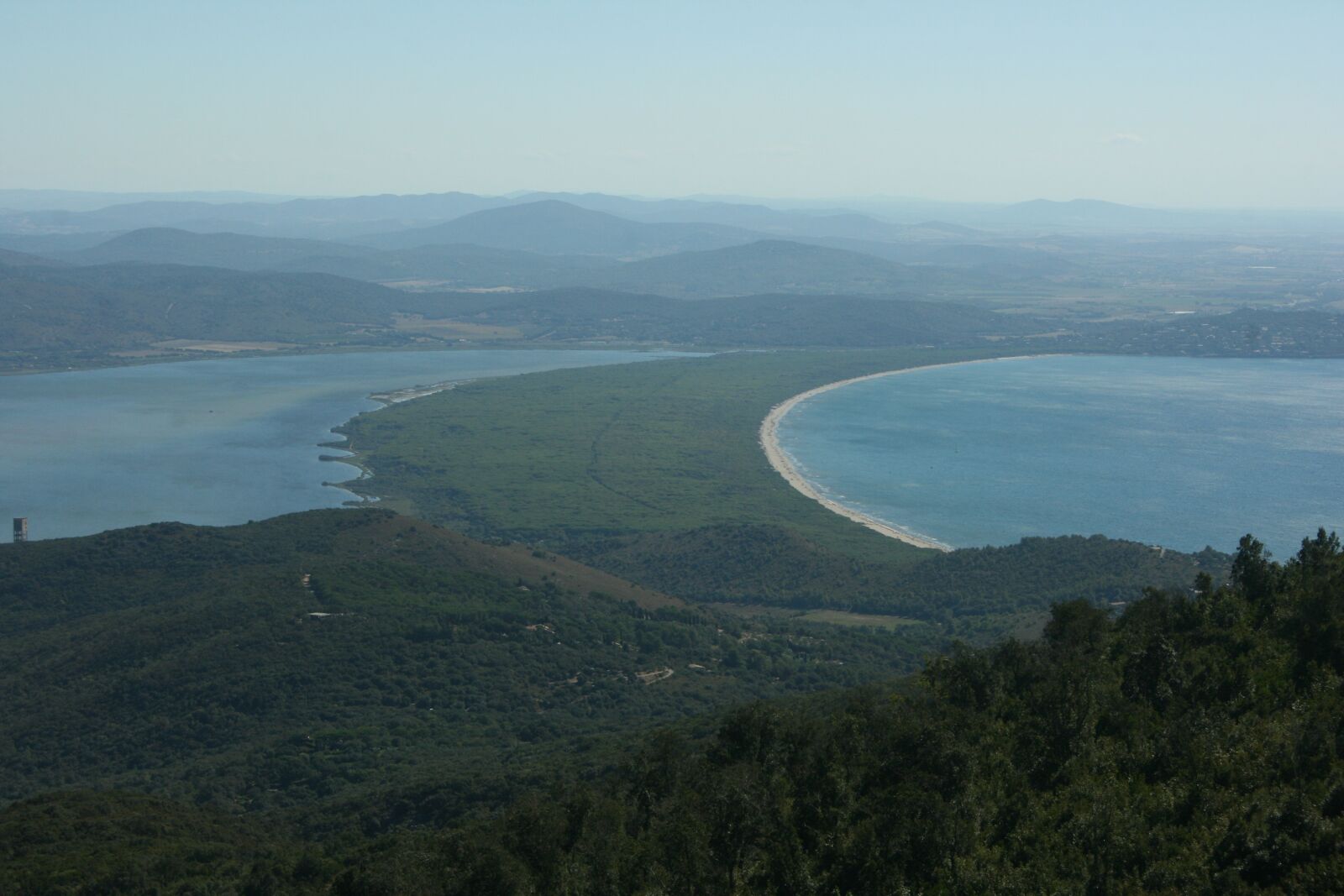 Canon EOS 400D (EOS Digital Rebel XTi / EOS Kiss Digital X) sample photo. Monte argentario, panoramica, laguna photography