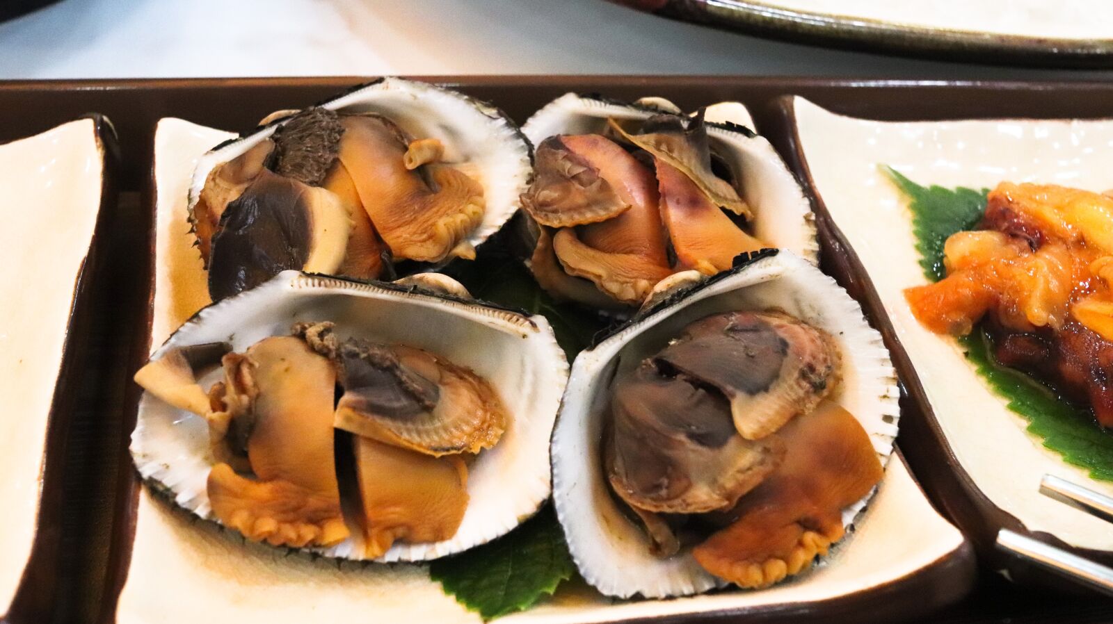 Canon EF-S 24mm F2.8 STM sample photo. Scallops, clam, sea photography