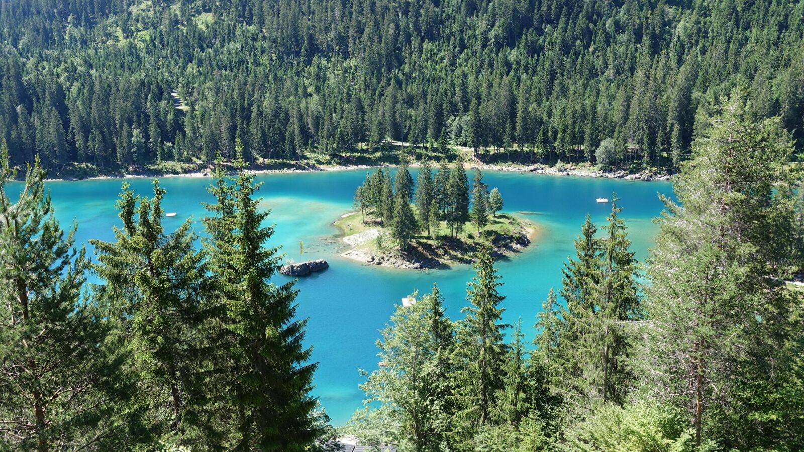Sony Cyber-shot DSC-RX100 IV sample photo. Flims, graubünden, bergsee photography