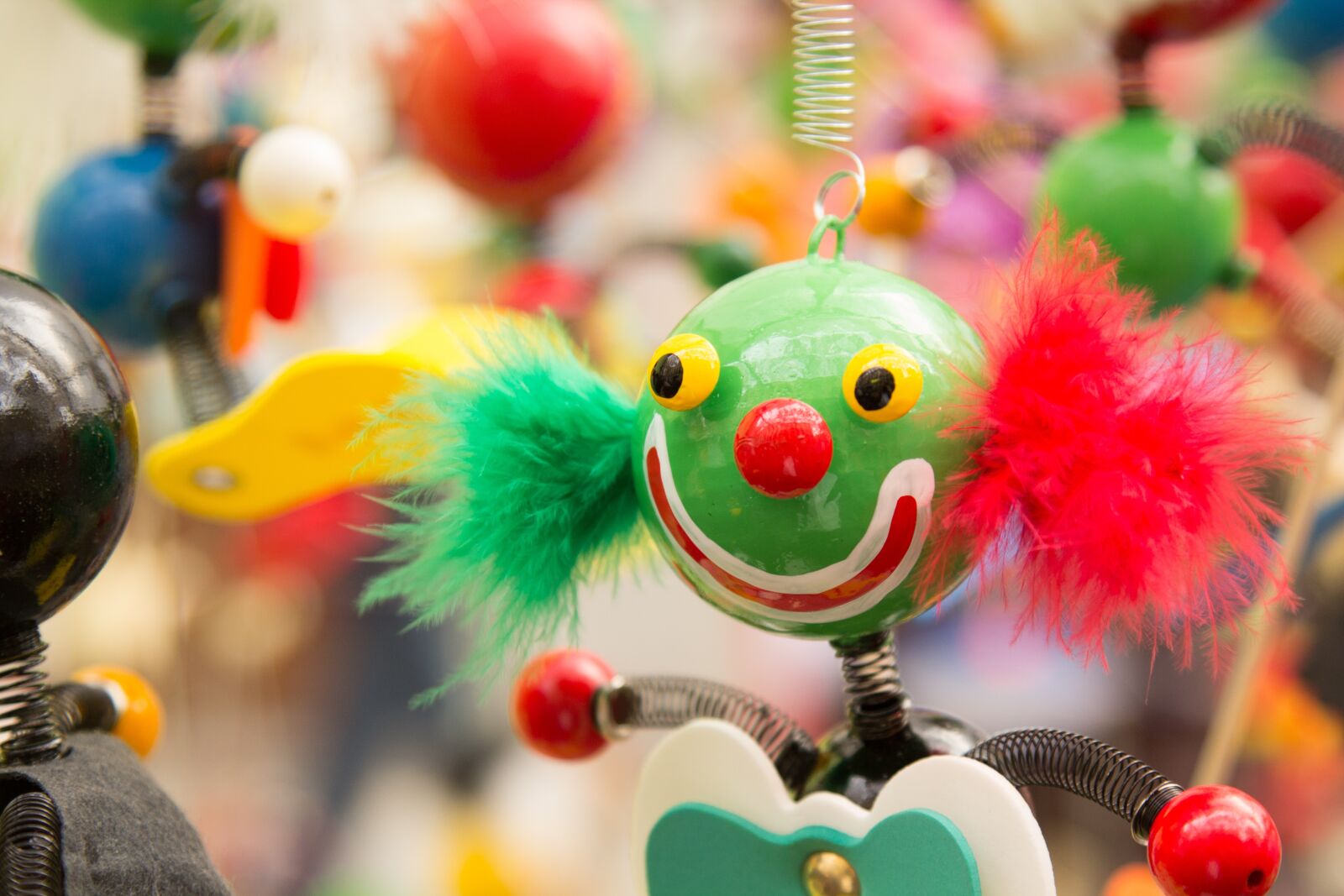 Canon EOS 60D + Canon EF 24-105mm F4L IS USM sample photo. Clown, pop, children photography