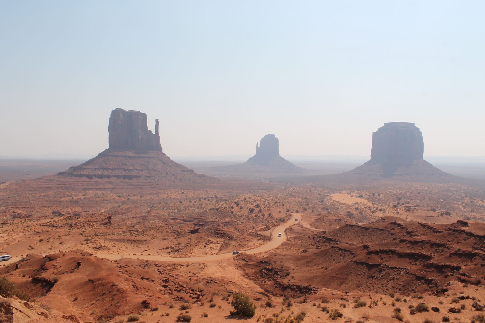 Canon EOS 1100D (EOS Rebel T3 / EOS Kiss X50) sample photo. Route 66, monument valley, travel photography