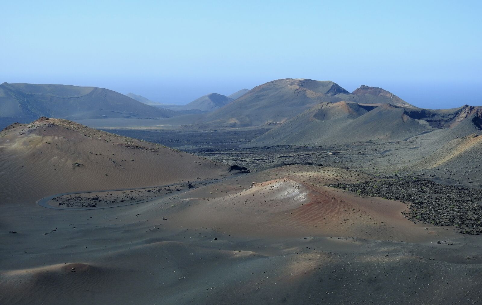Nikon Coolpix P900 sample photo. Volcanic landscape, lanzarote, timanfaya photography