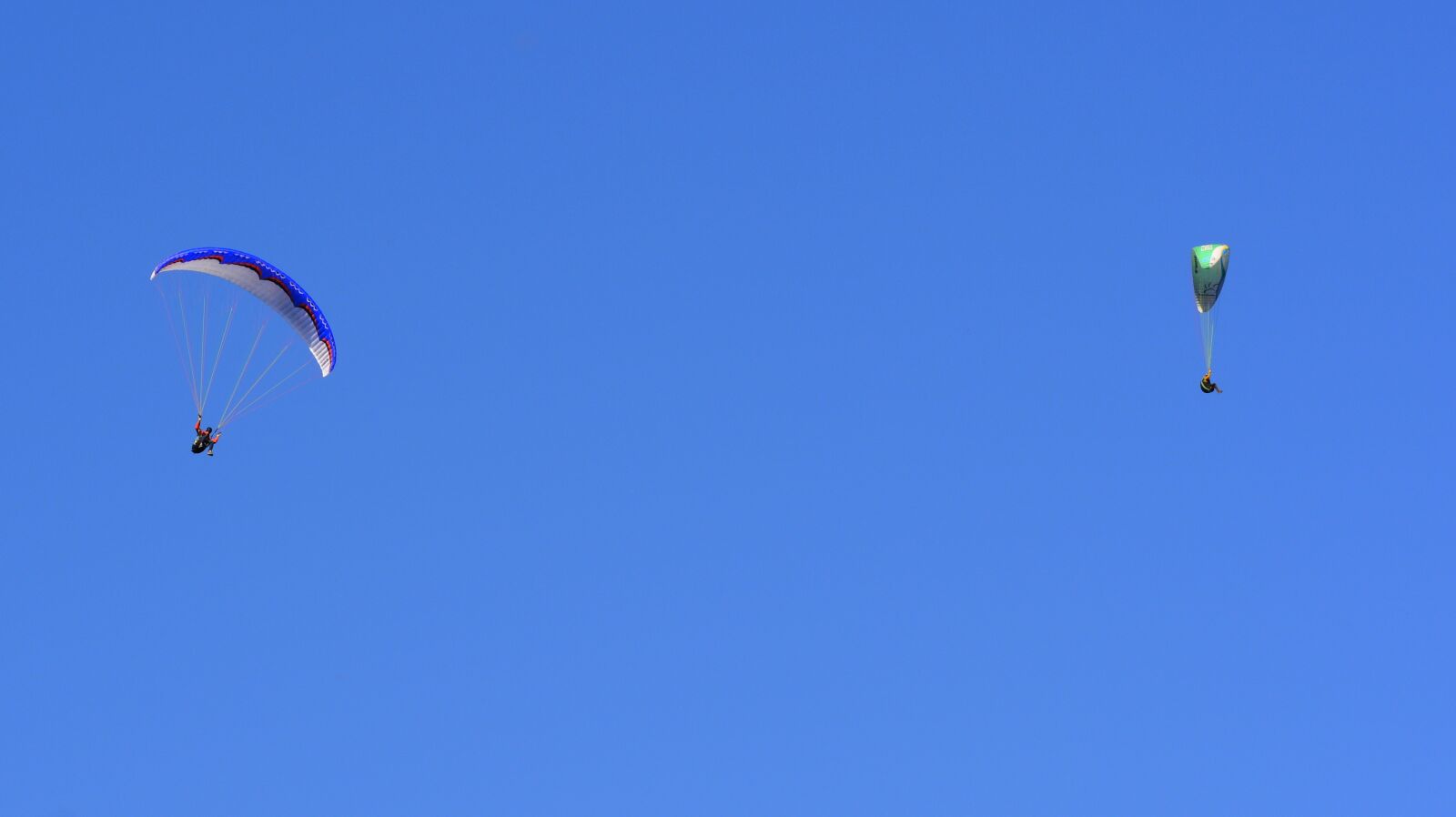 Nikon D7100 sample photo. Paragliding, couple, fly photography