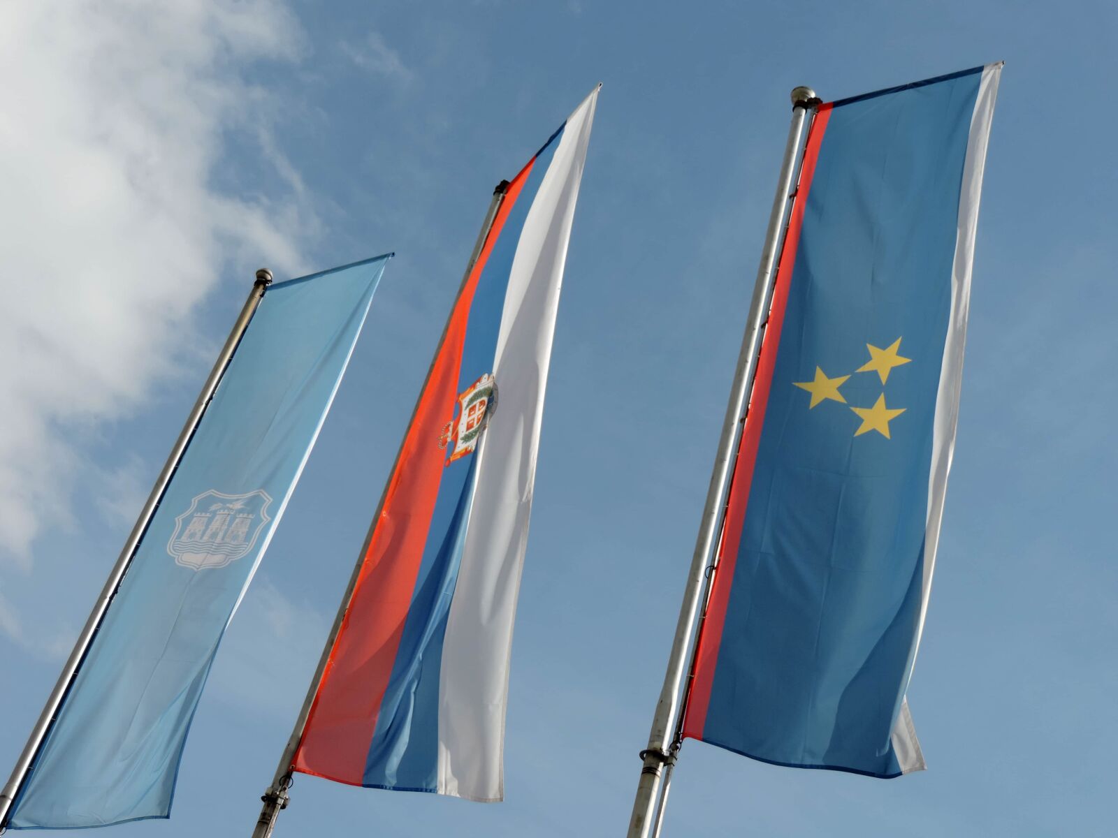 Nikon Coolpix P520 sample photo. Blue sky, patriotism, serbia photography