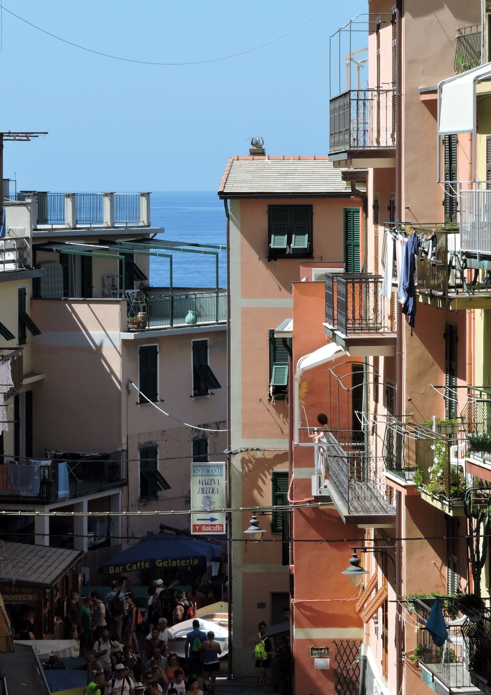 Nikon Coolpix P600 sample photo. Houses, cinque terre, riomaggiore photography