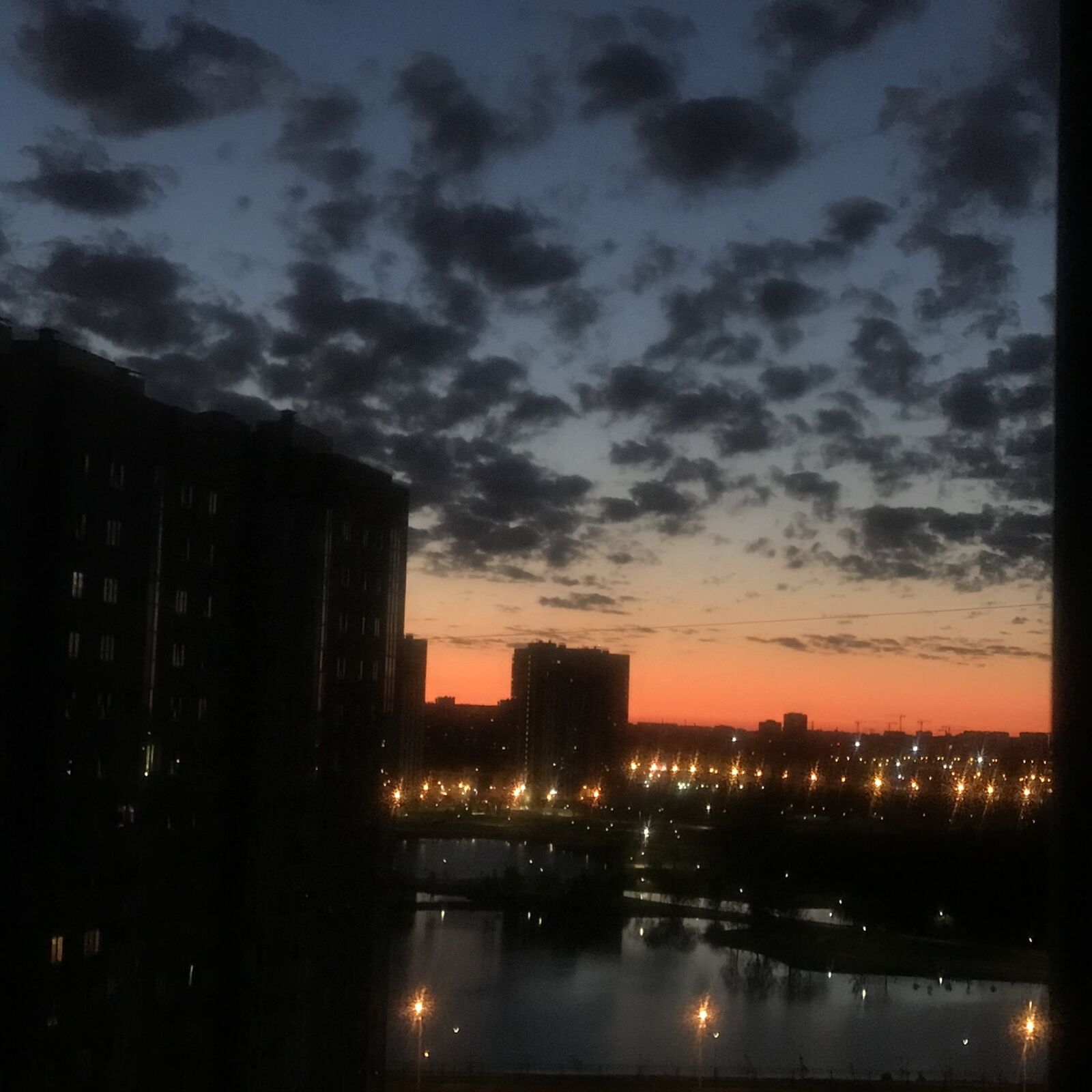 Apple iPhone 7 Plus sample photo. Night, clouds, city photography