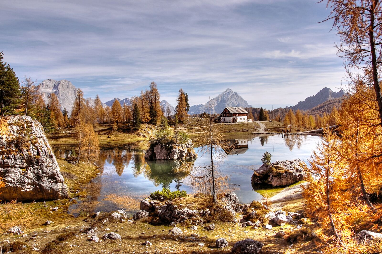 Nikon D40 sample photo. Rifugio croda da lago photography