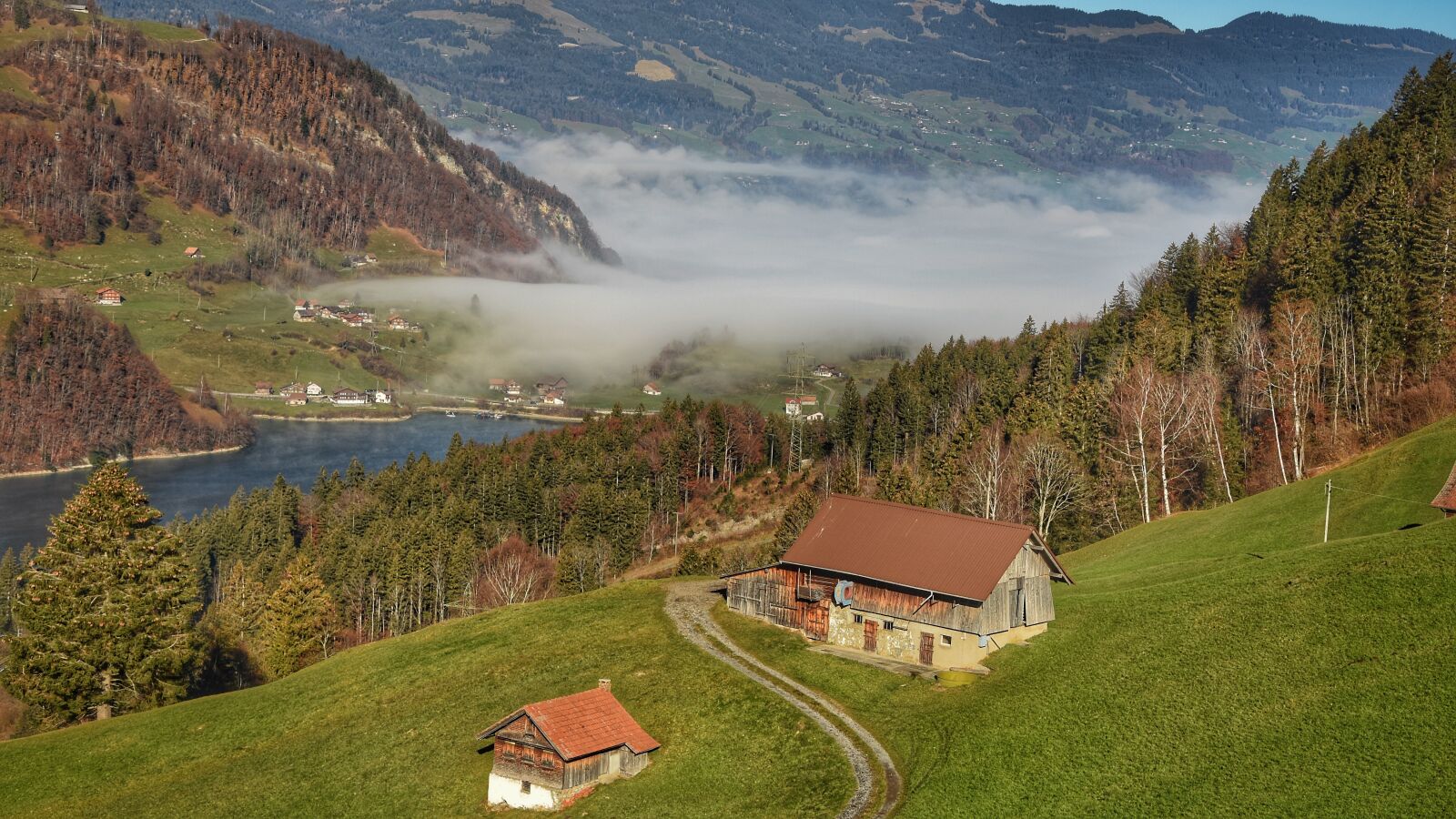 Nikon D7200 sample photo. Mountain huts, fog, landscape photography