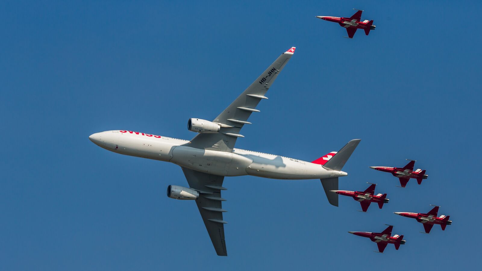 Canon EOS 5D Mark III sample photo. Aircraft, air show, air14 photography