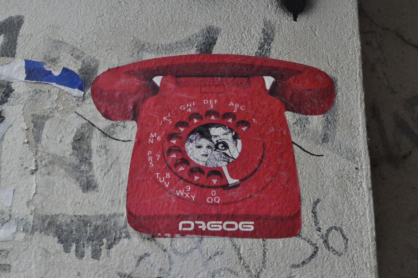 Nikon D5000 sample photo. Street art, graffiti, wall photography