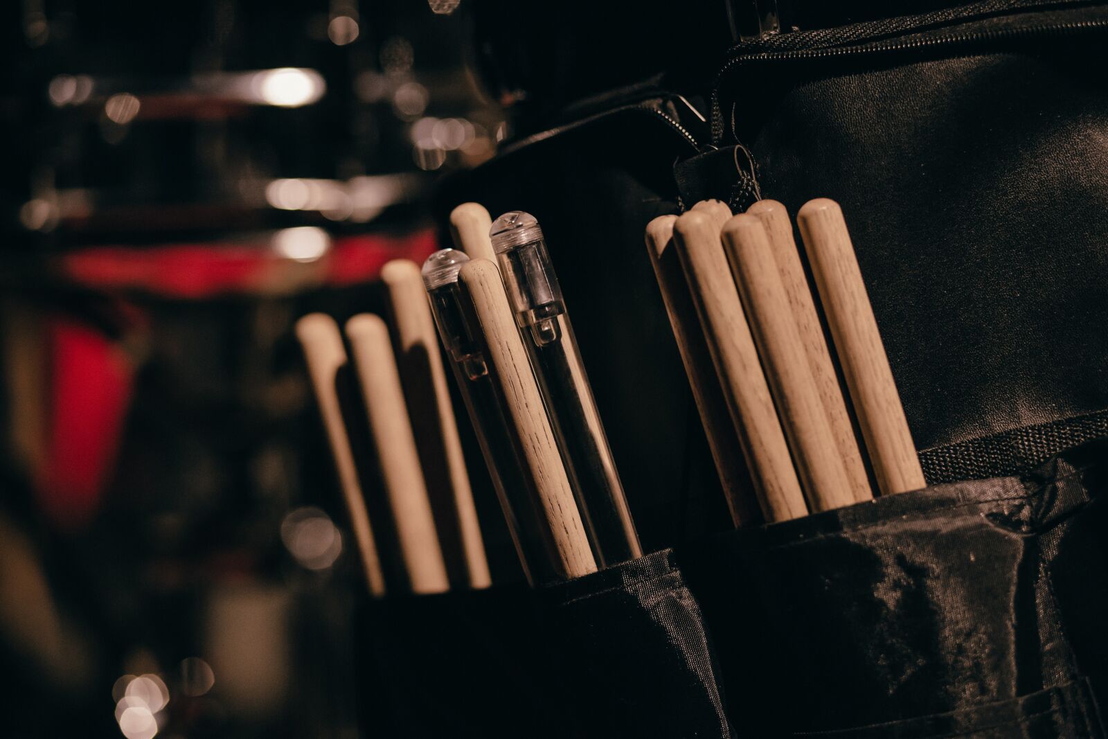 Canon EF 85mm F1.8 USM sample photo. Bag, concert, drum photography