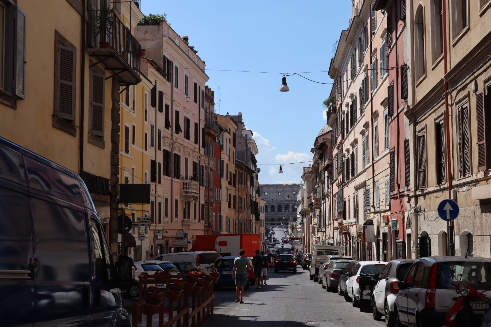 Canon EF-M 15-45mm F3.5-6.3 IS STM sample photo. Urban, city life, rome photography