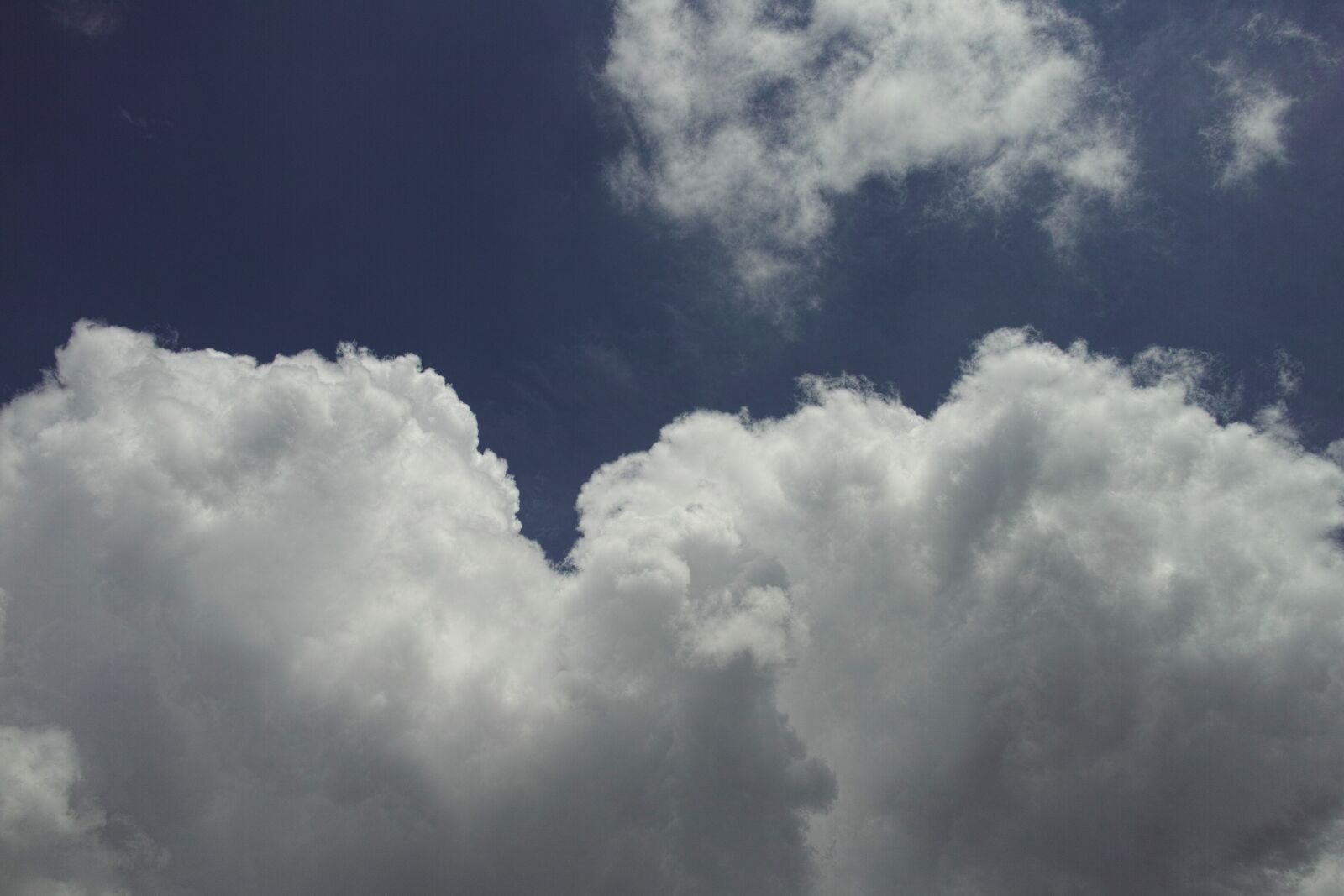 Sigma DP1 Merrill sample photo. Cloud, blue, air photography