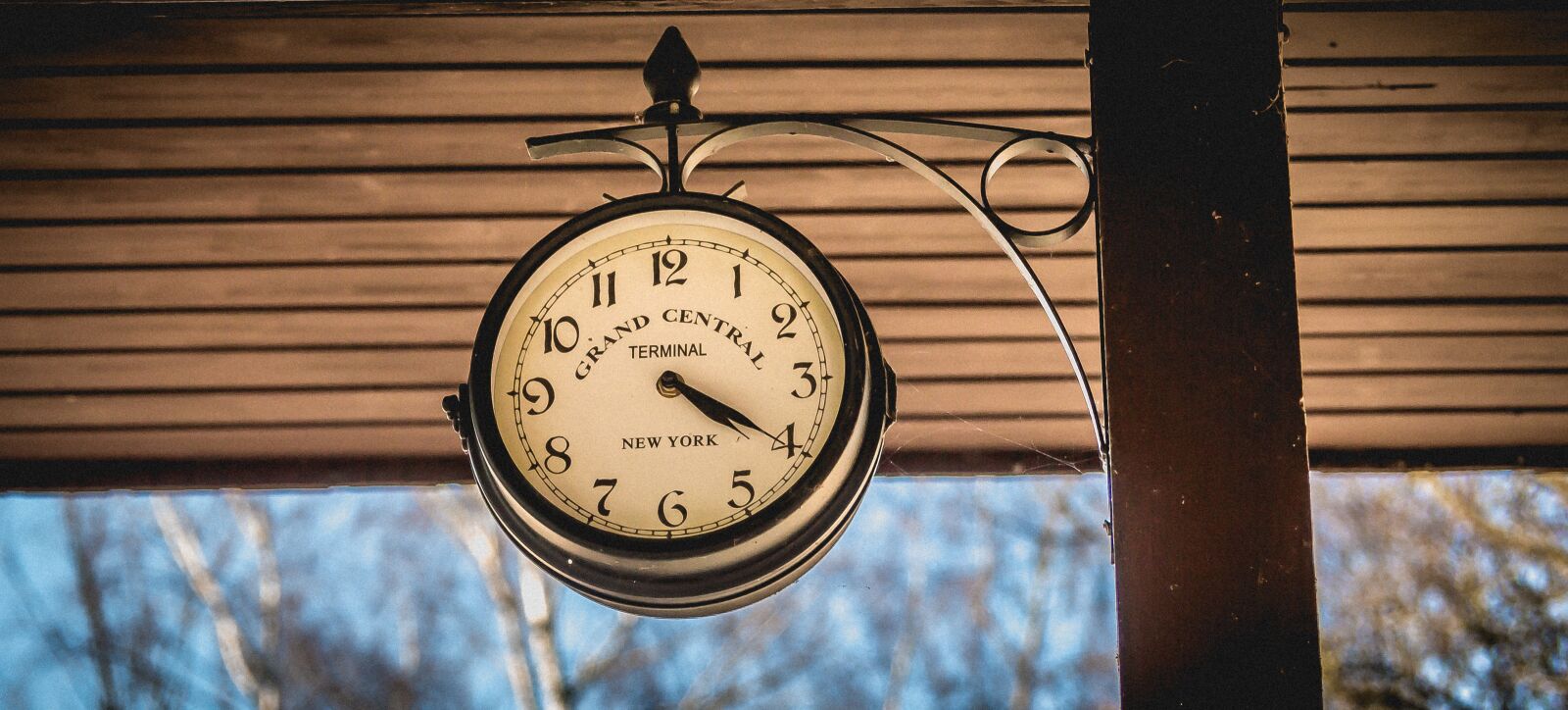 Canon EOS 5D Mark III sample photo. Clock, railway station, station photography
