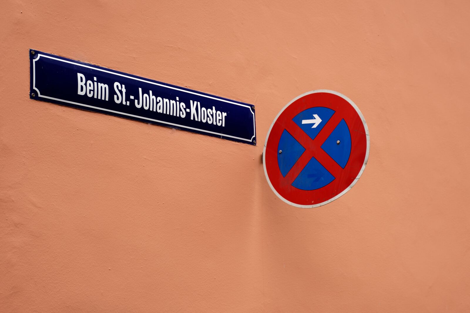 Nikon D7200 sample photo. Traffic sign, road, no photography