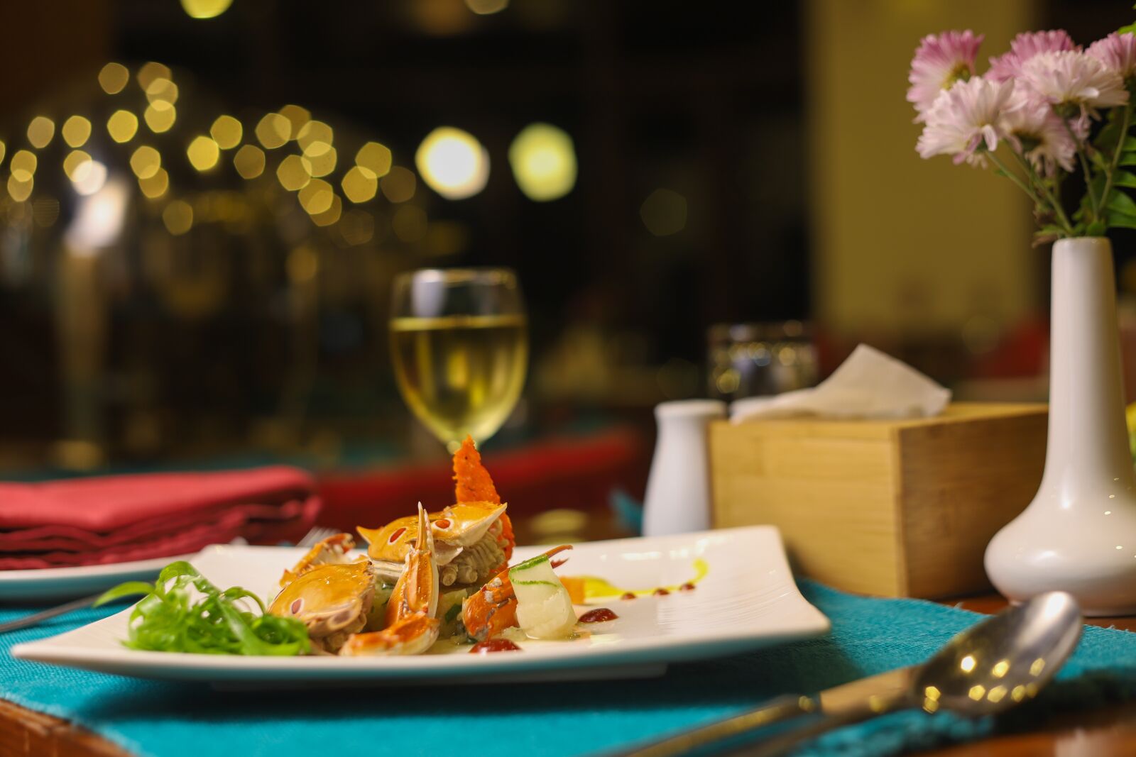 Canon EF 50mm F1.8 II sample photo. Dinner, food, hotel photography