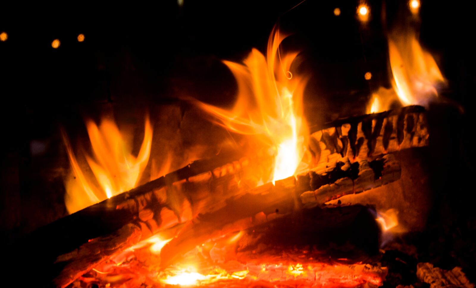 Canon EF-S 18-55mm F3.5-5.6 II sample photo. Fire, flame, fireplace photography