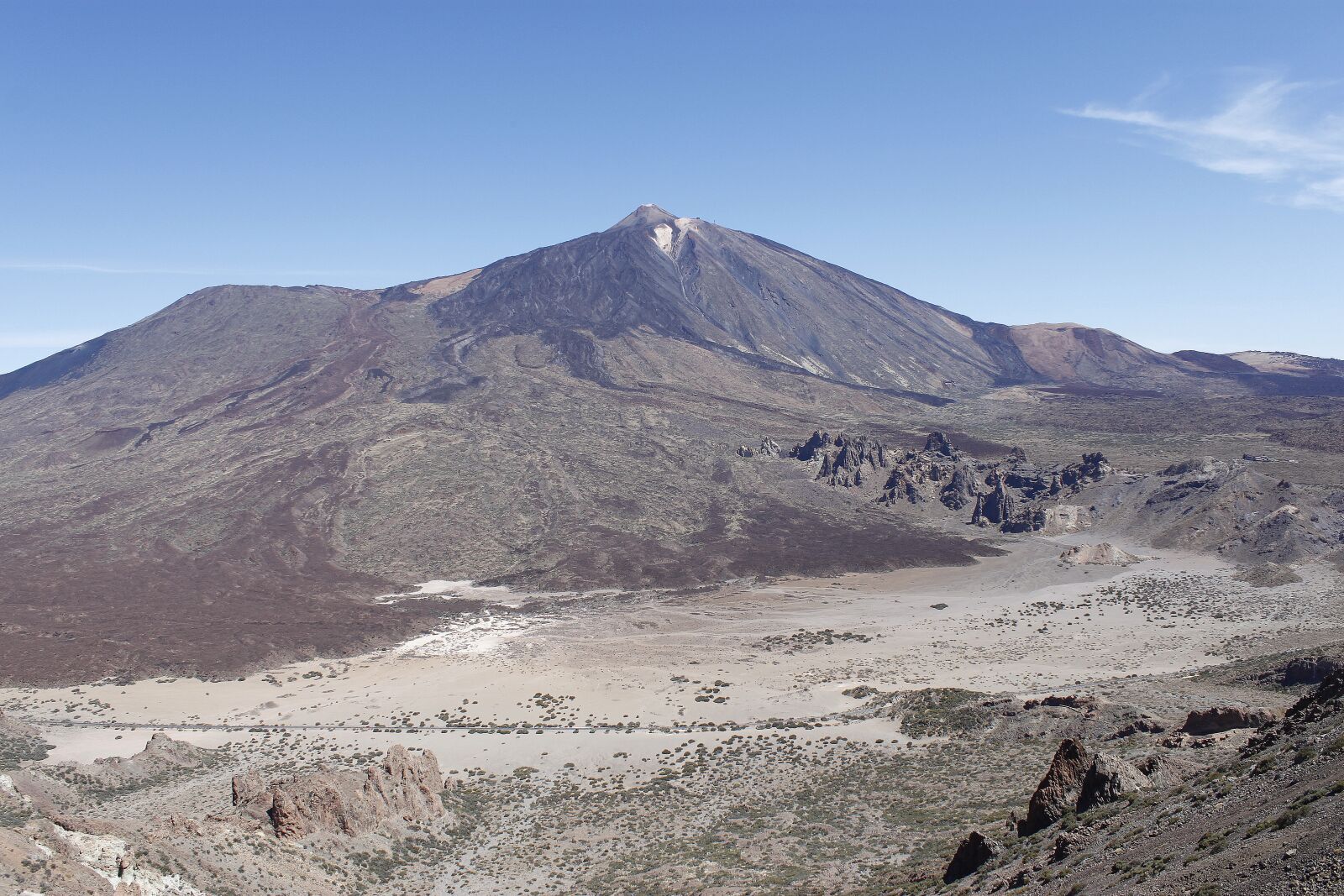 Canon EOS 500D (EOS Rebel T1i / EOS Kiss X3) sample photo. Volcano, nature, landscape photography