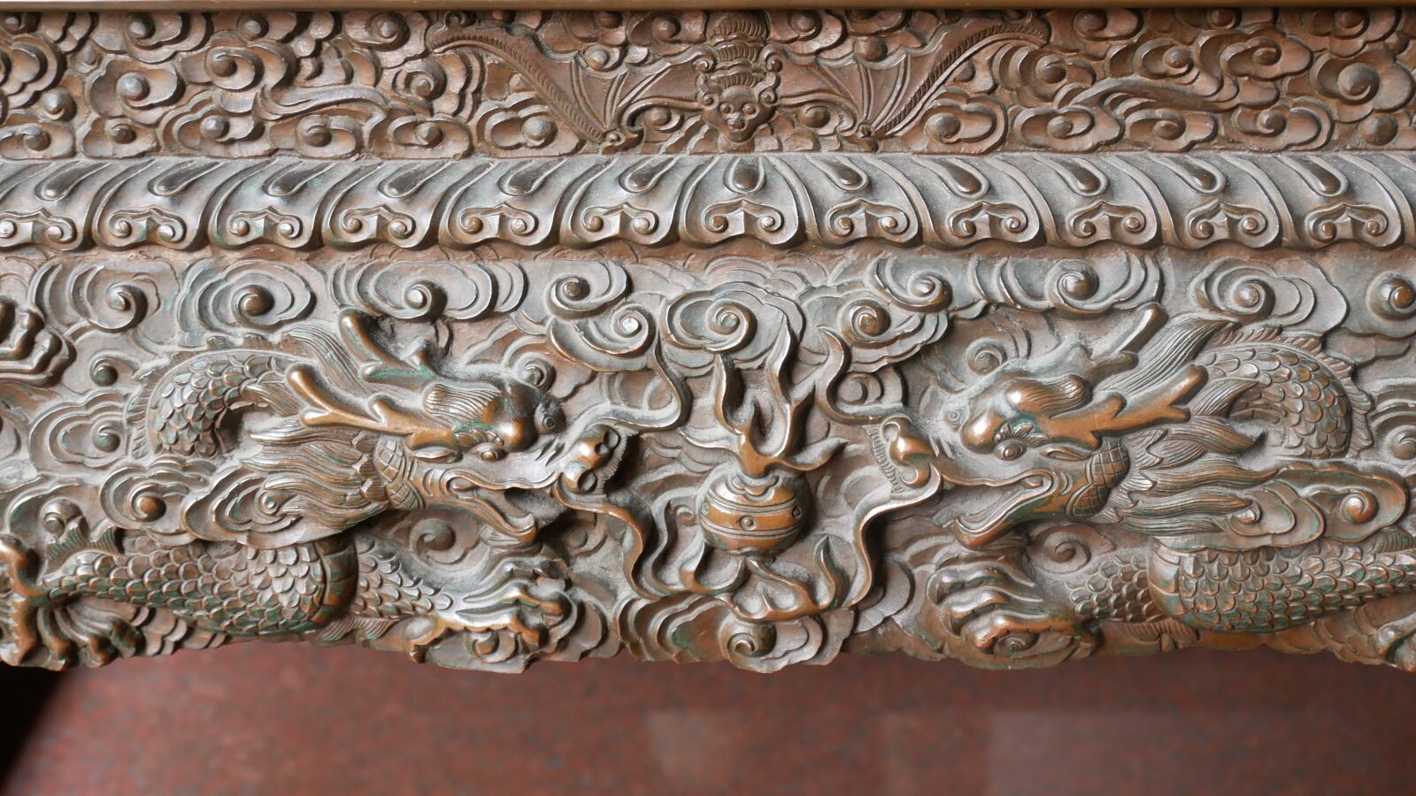 Panasonic Lumix DMC-GX85 (Lumix DMC-GX80 / Lumix DMC-GX7 Mark II) sample photo. China, dragon, ornament photography