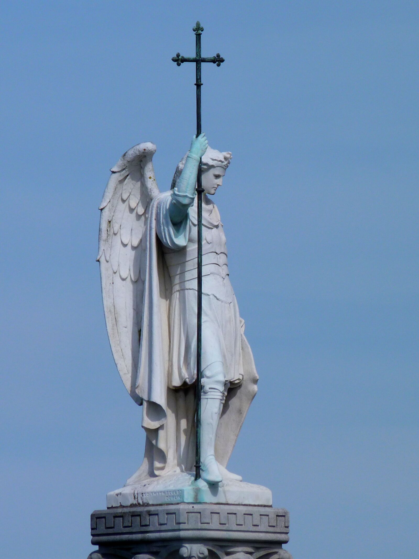 Panasonic Lumix DMC-FZ40 (Lumix DMC-FZ45) sample photo. The statue, sculpture, sky photography
