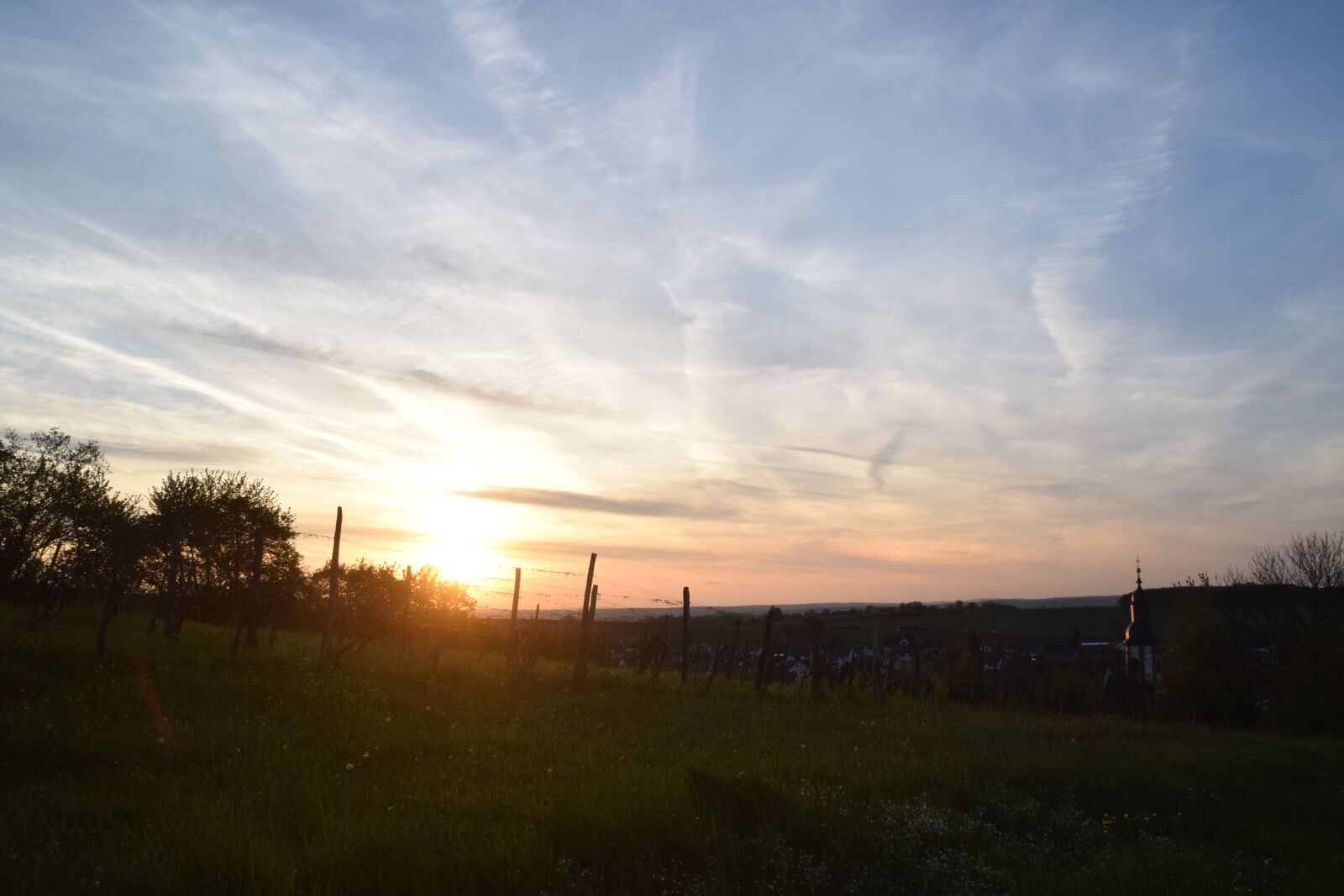 Nikon D3300 + Tamron AF 18-200mm F3.5-6.3 XR Di II LD Aspherical (IF) Macro sample photo. Beautiful, sky, beautiful, sunset photography