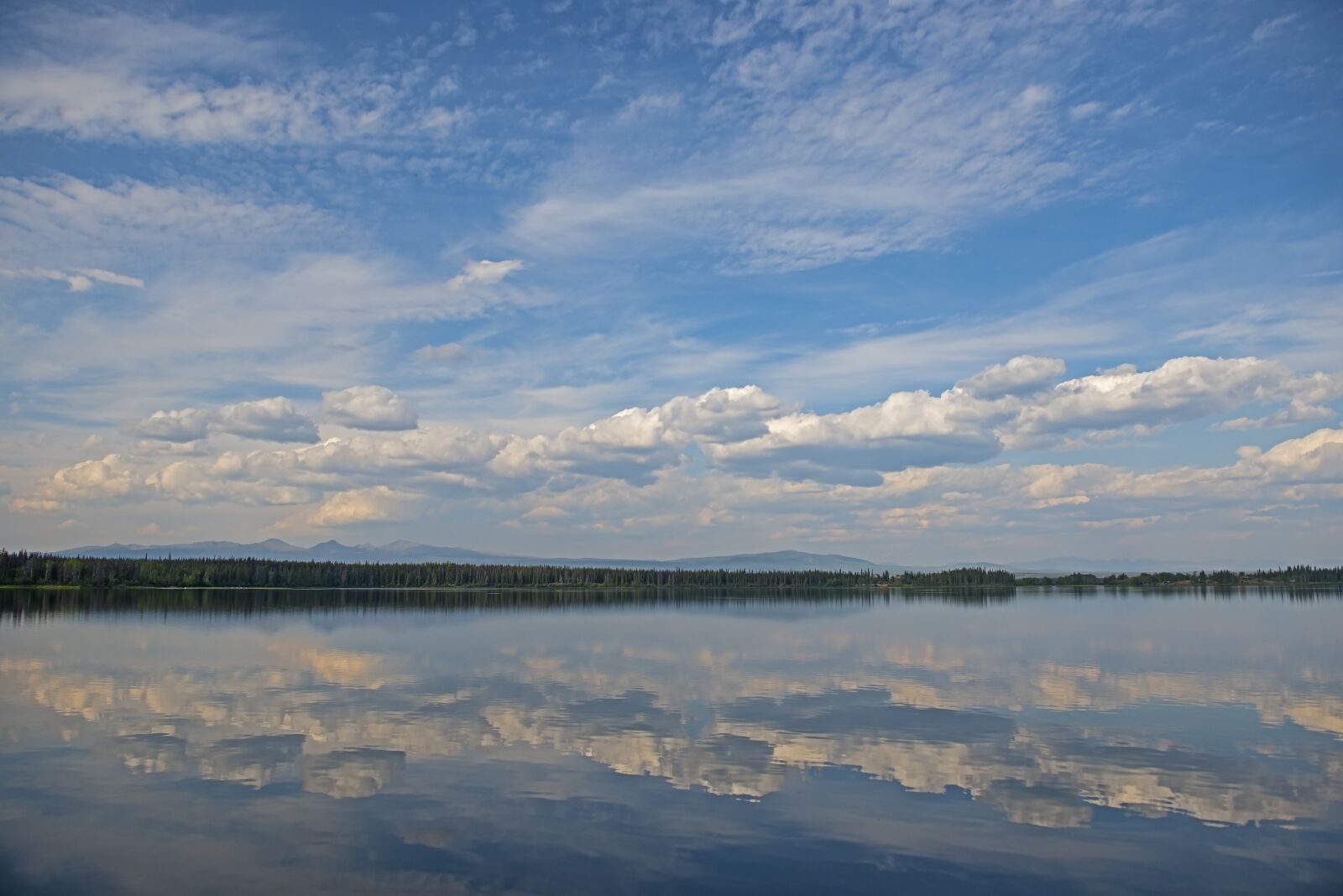 Nikon D800E sample photo. Clouds, lake, nature photography