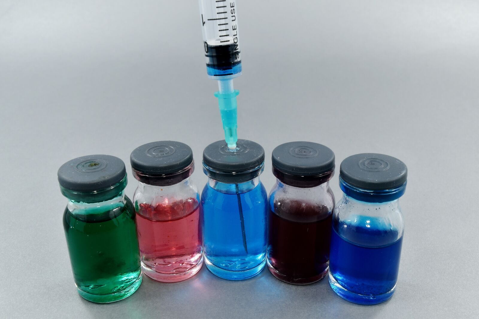 Nikon D5500 sample photo. Medicine, pharmacology, treatment, science photography