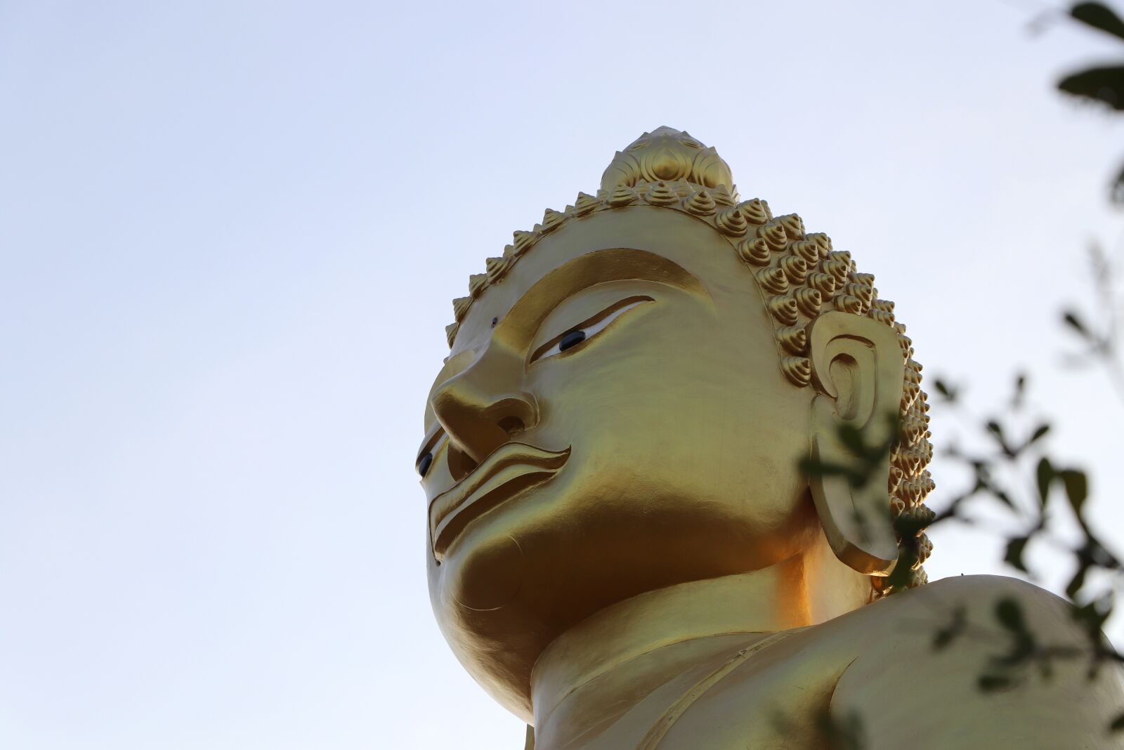 Canon EOS 800D (EOS Rebel T7i / EOS Kiss X9i) sample photo. Thailand, buddha, buddhist photography