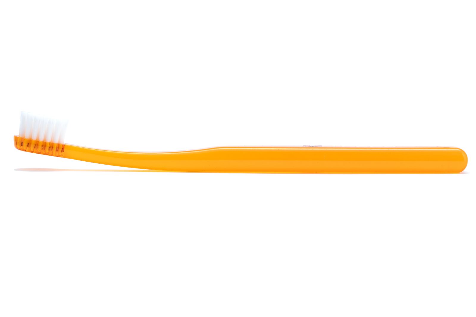Sony a7R III + Sony FE 90mm F2.8 Macro G OSS sample photo. Toothbrush, dental, teeth photography