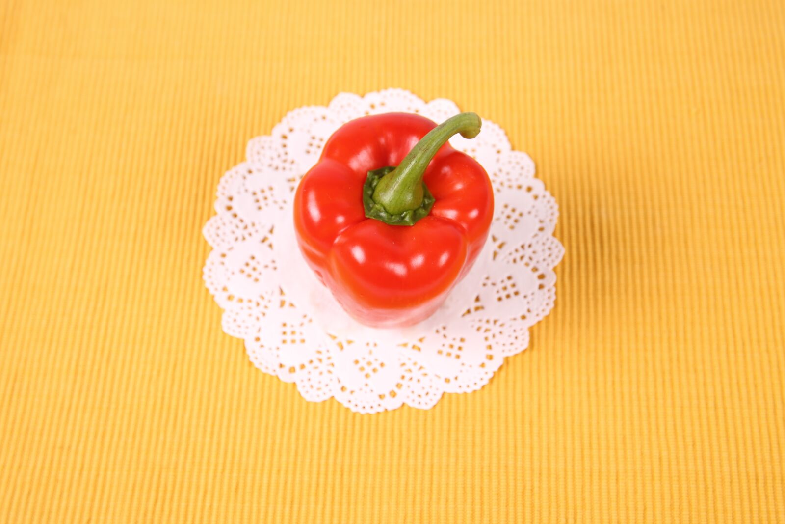 Canon EOS 6D sample photo. Paprika, green peppers, red photography