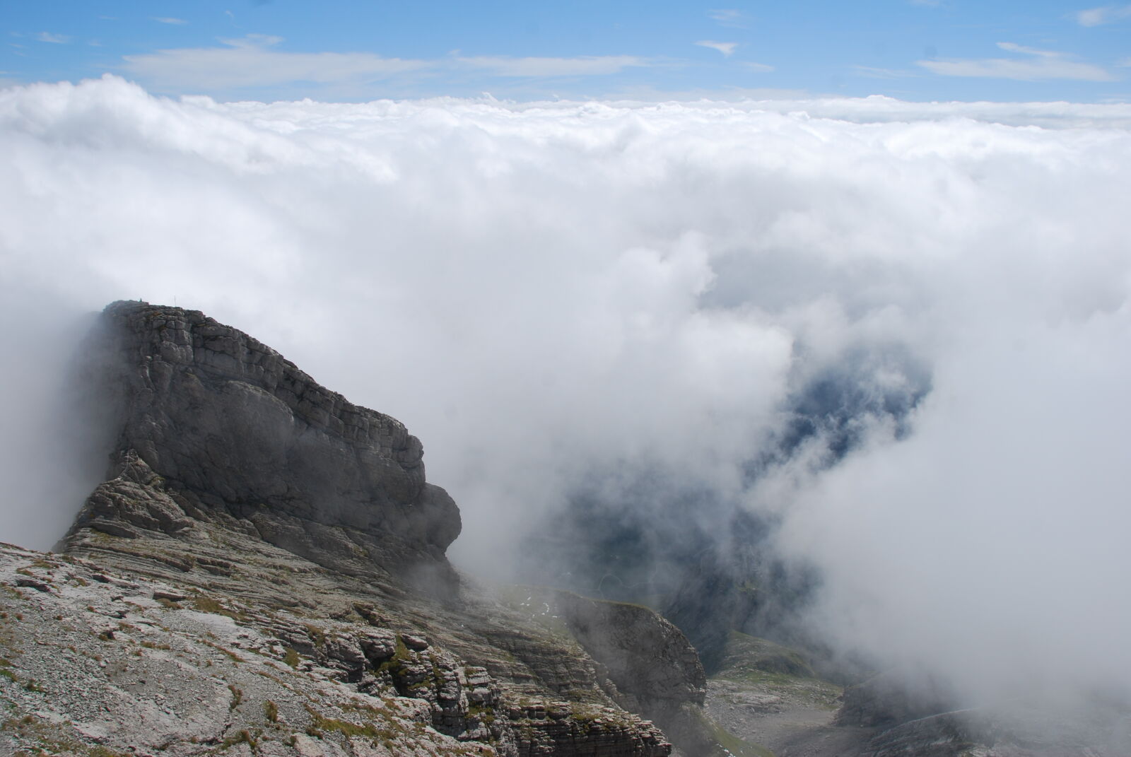 Nikon D40X sample photo. Alps, clouds photography