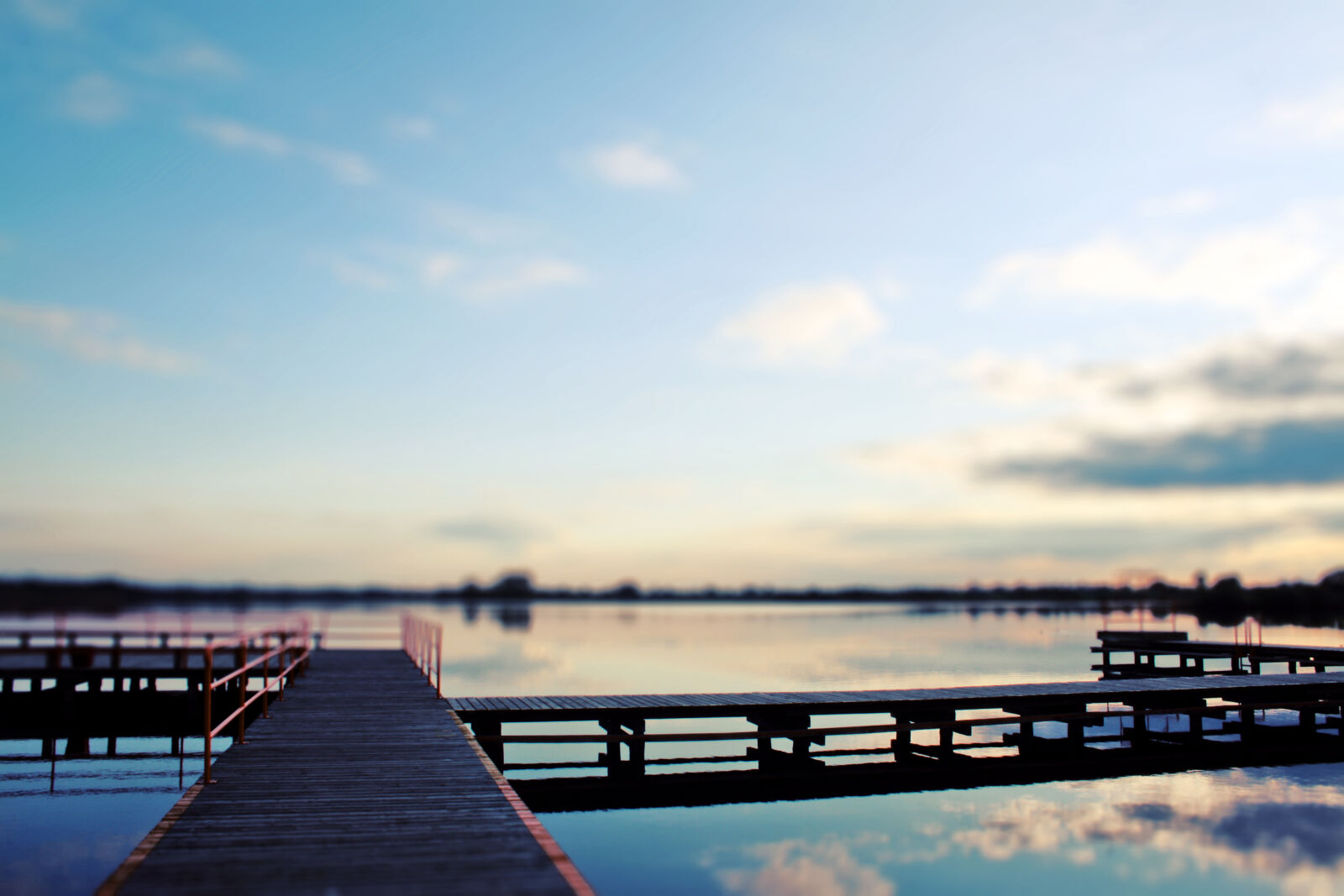 Canon EF-S 18-55mm F3.5-5.6 II sample photo. Bridge, lake photography