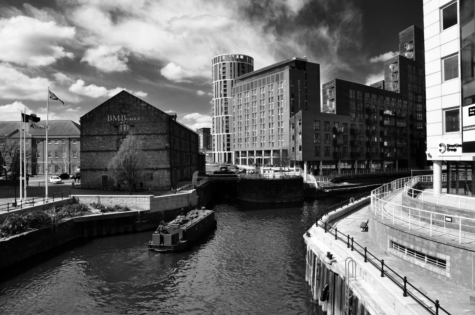 Nikon D5000 sample photo. Canal, leeds, yorkshire photography