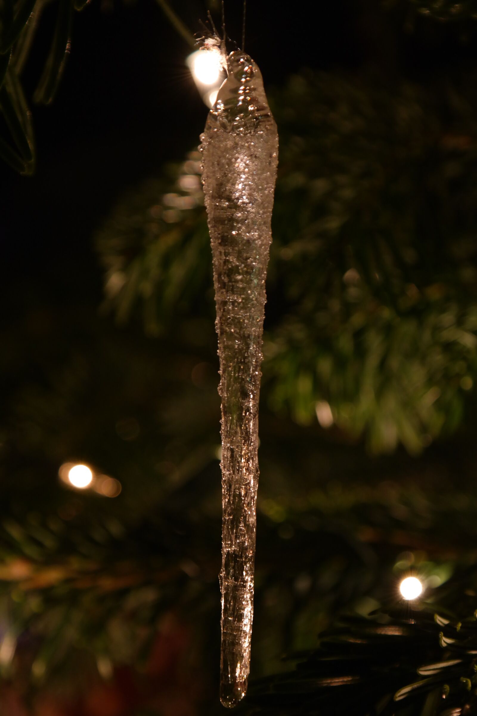 Samsung NX300 sample photo. Christmas ornaments, icicle, glass photography