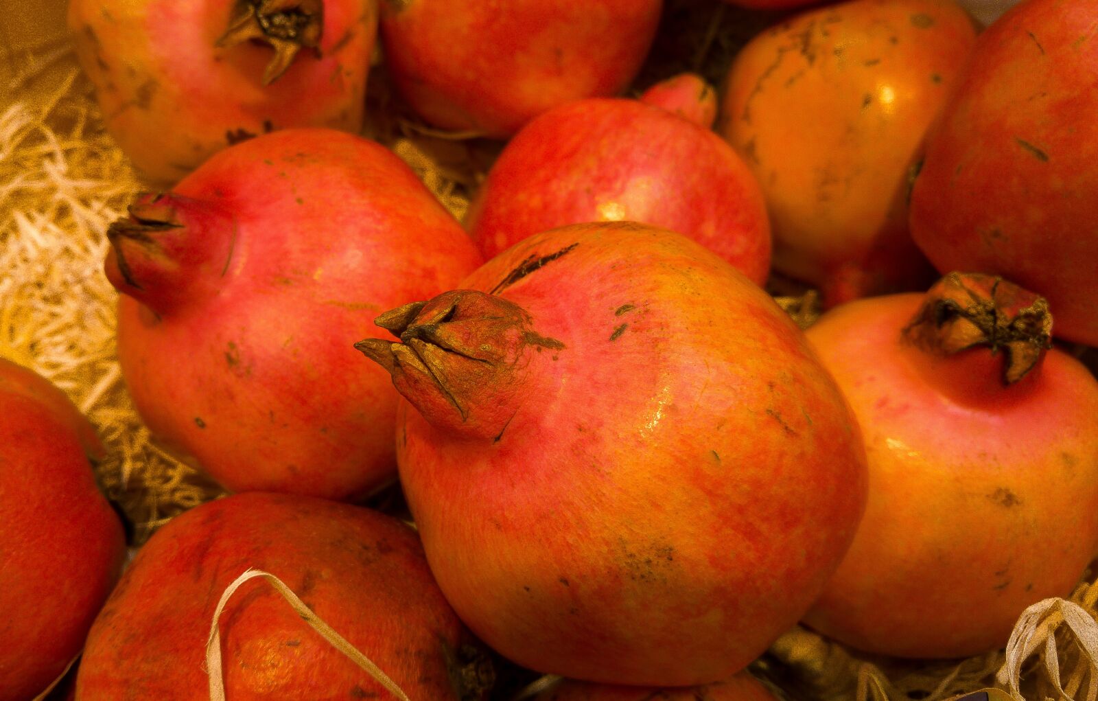 LG G4 sample photo. Fruit, grenades, exotic fruits photography
