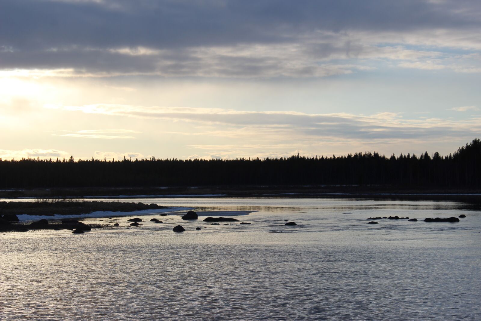 Canon EOS 600D (Rebel EOS T3i / EOS Kiss X5) sample photo. North, russia, sunset photography