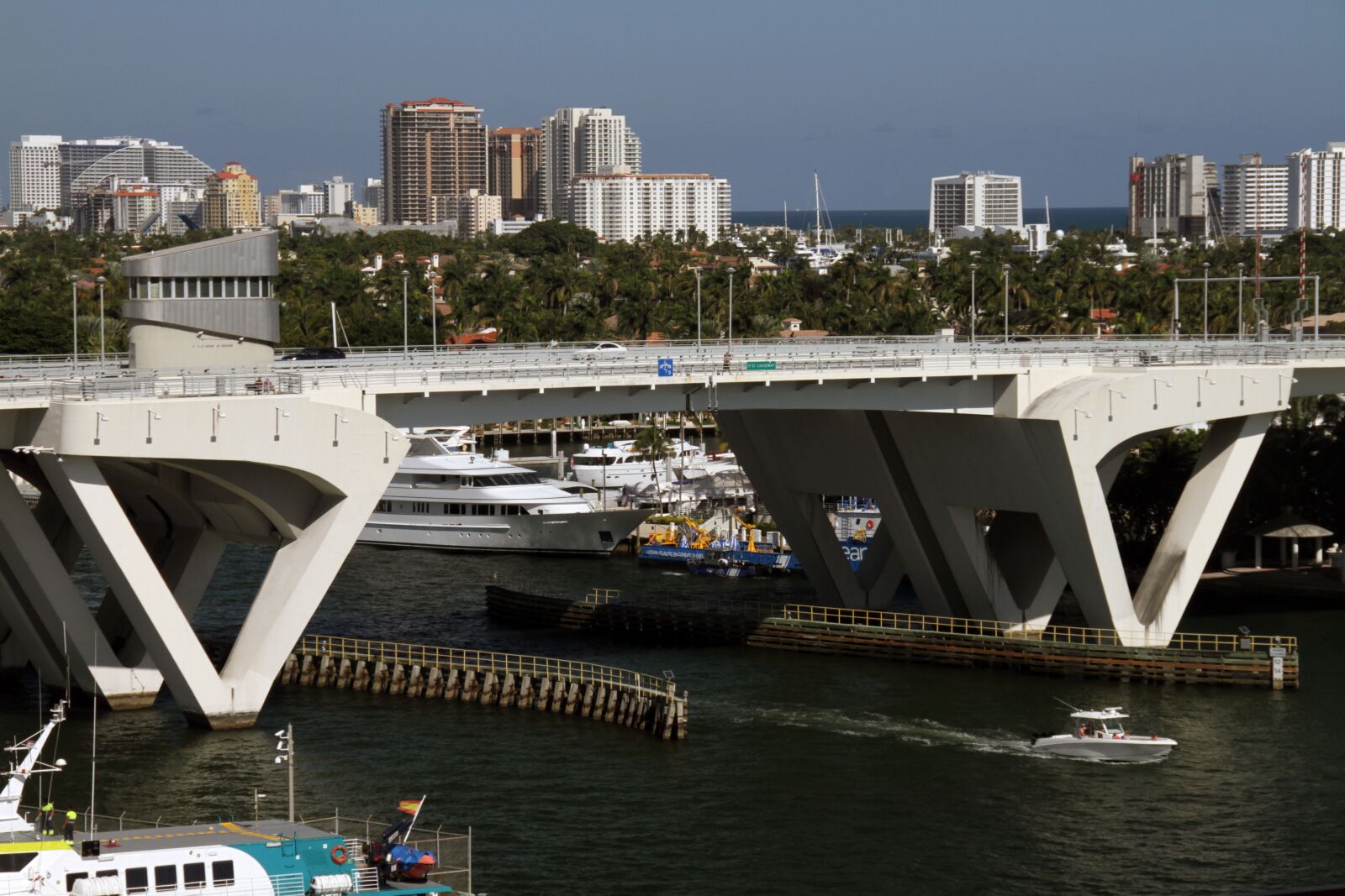 Canon EOS 7D sample photo. Fort lauderdale, bridge, florida photography