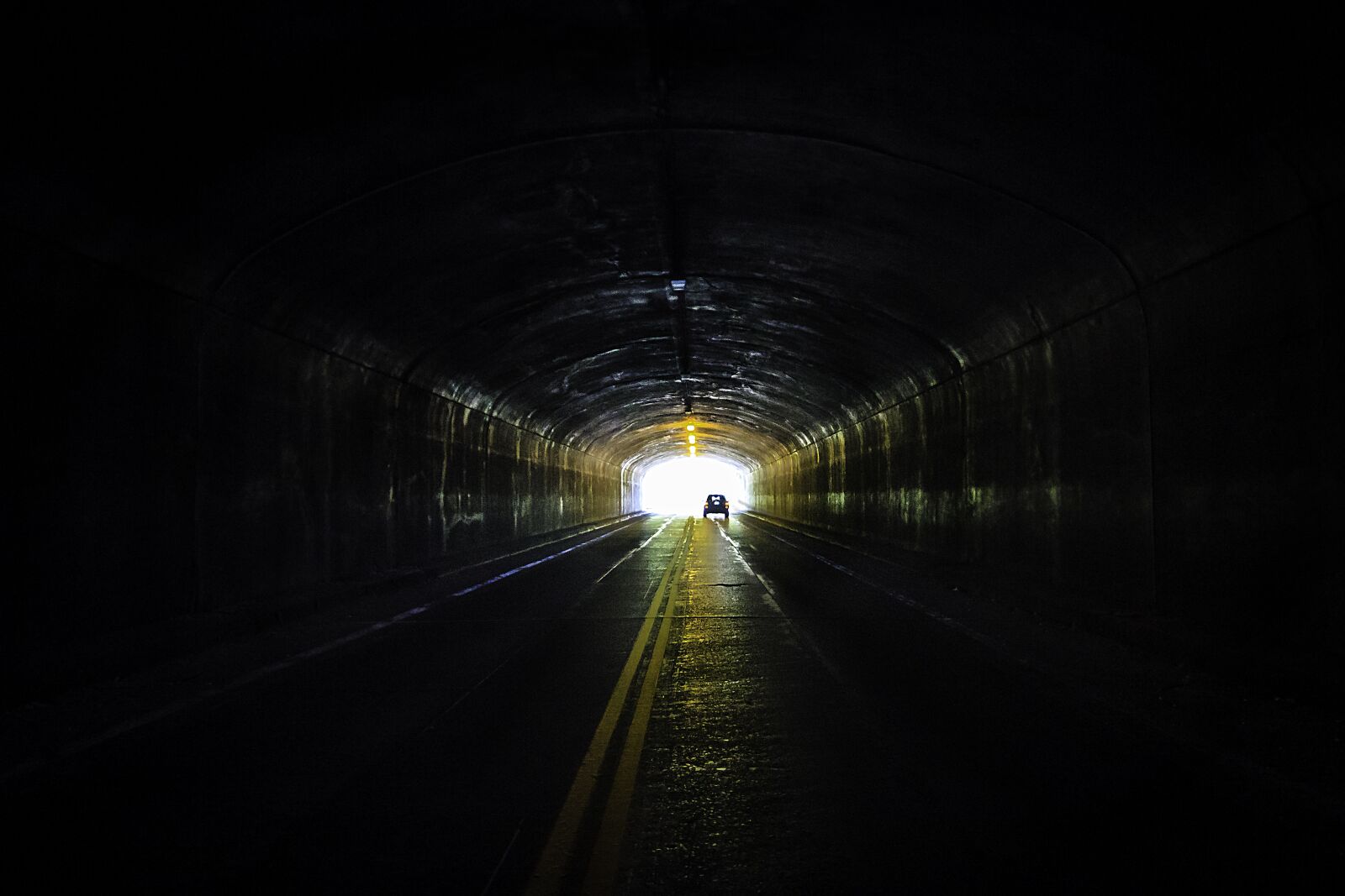Canon EOS 7D sample photo. Tunnel, car, lights photography