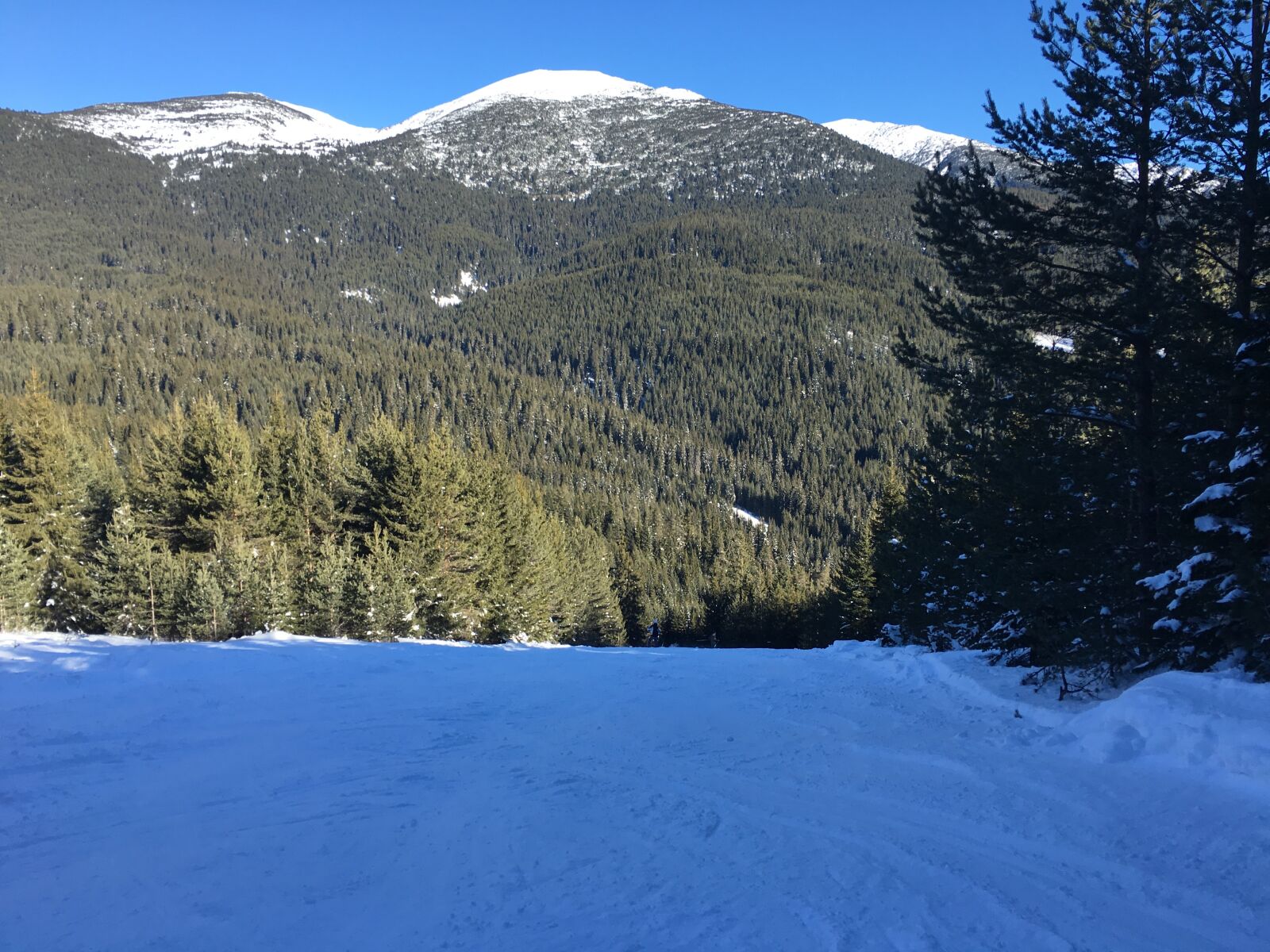 Apple iPhone 6s sample photo. Mountain, skiing, snow, winter photography