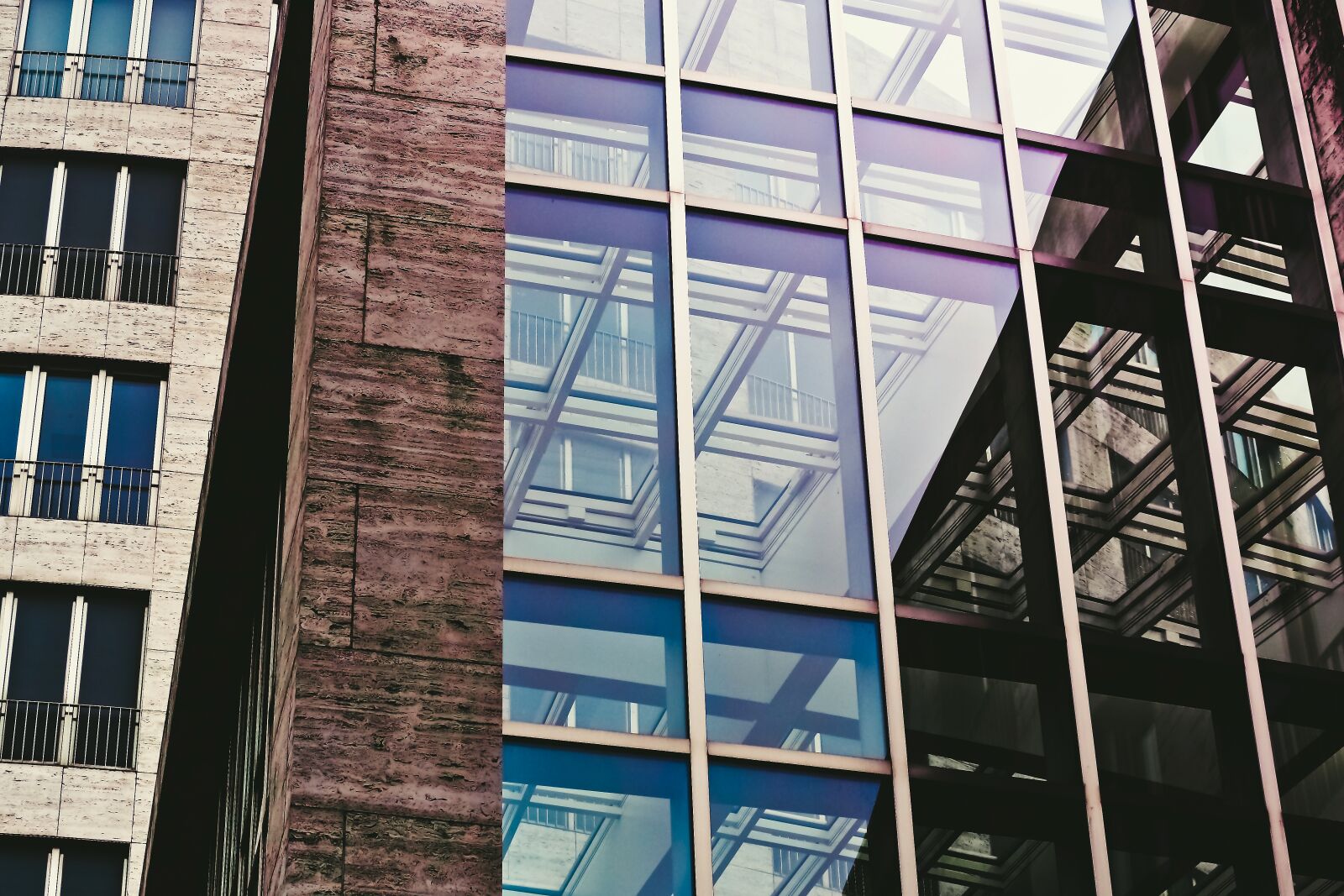 Olympus OM-D E-M10 sample photo. Architecture, glass, building photography