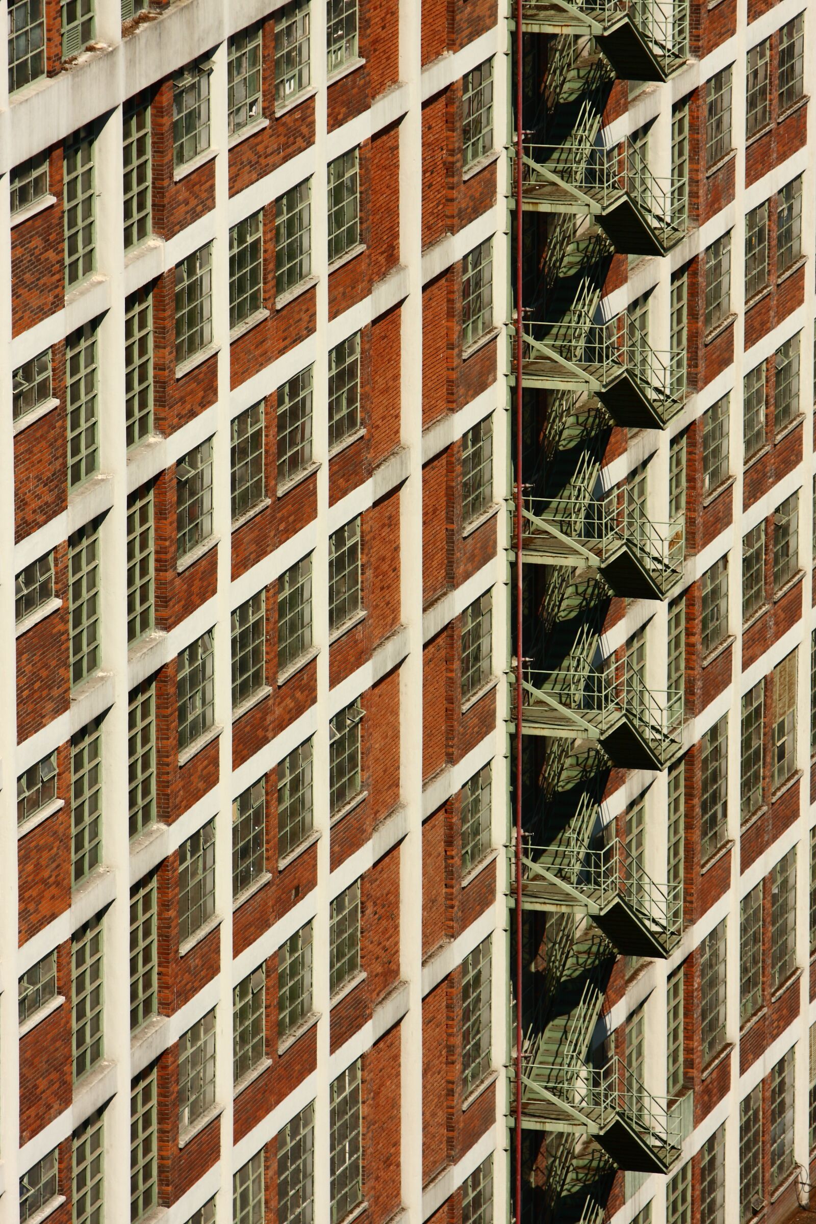 Canon EOS 40D sample photo. Architecture, building, staircase photography